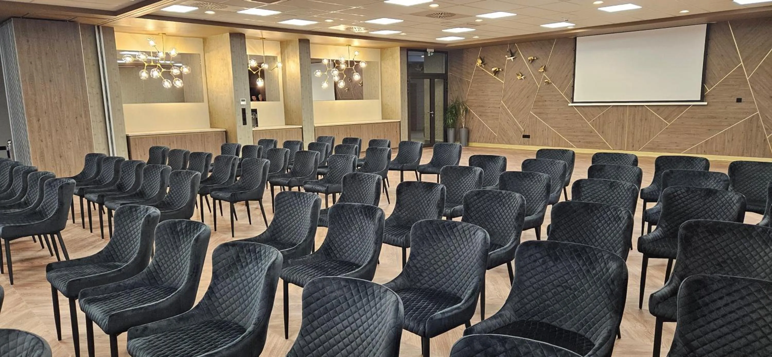 Meeting/conference room in Mikołajki Resort Hotel & Spa Jora Wielka