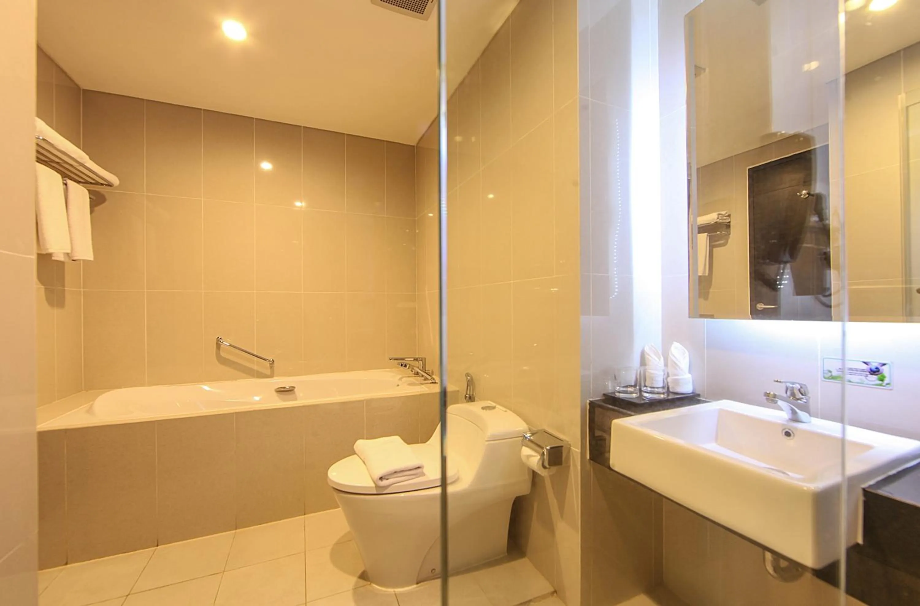 Bathroom in The Royale Krakatau