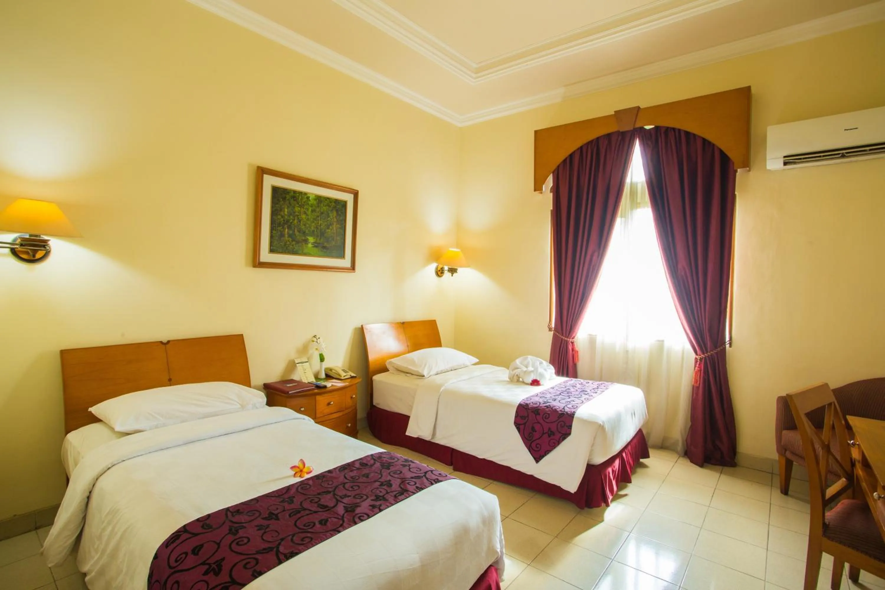 Bedroom, Bed in The Royale Krakatau