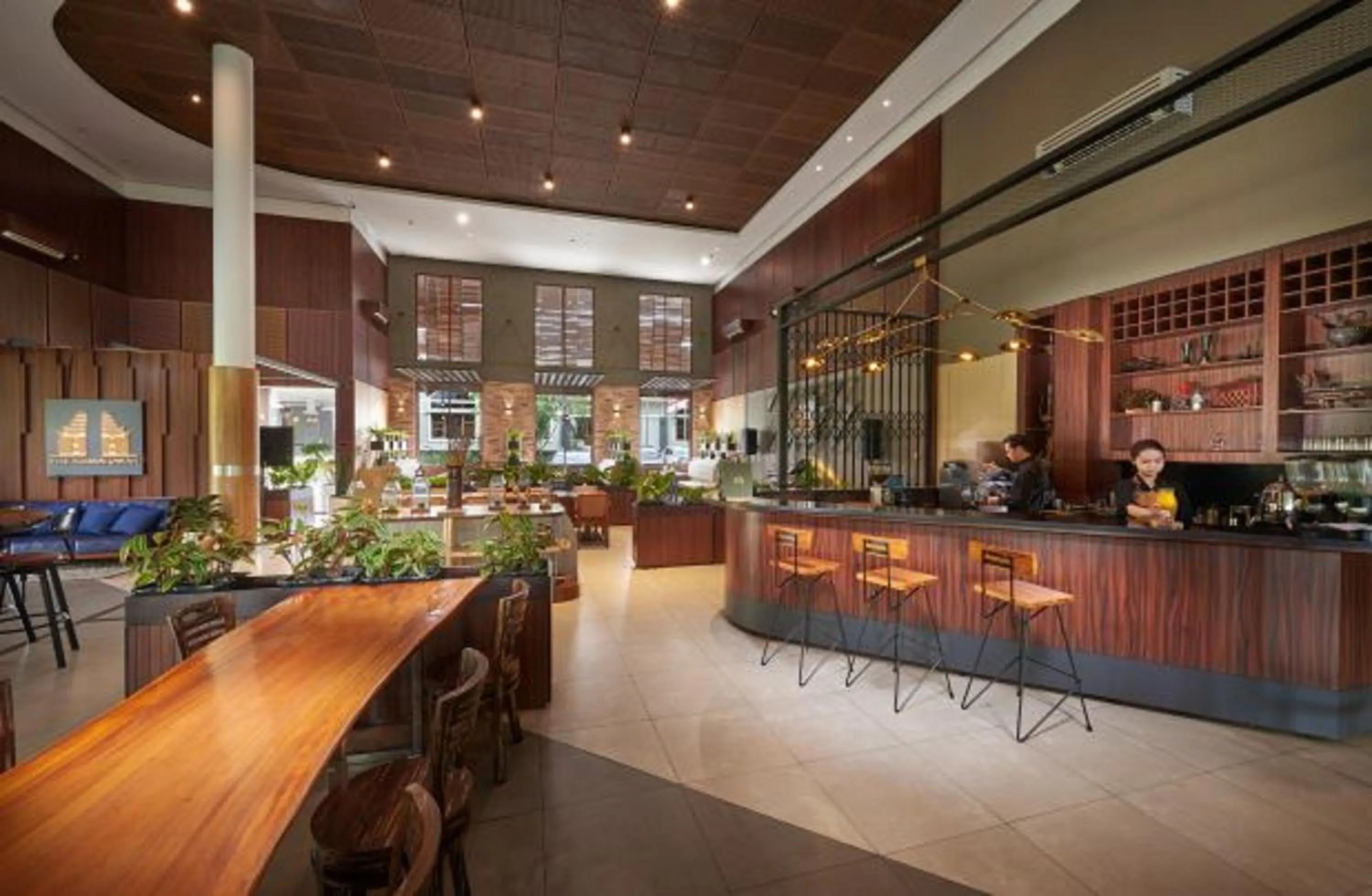 Restaurant/places to eat in The Royale Krakatau