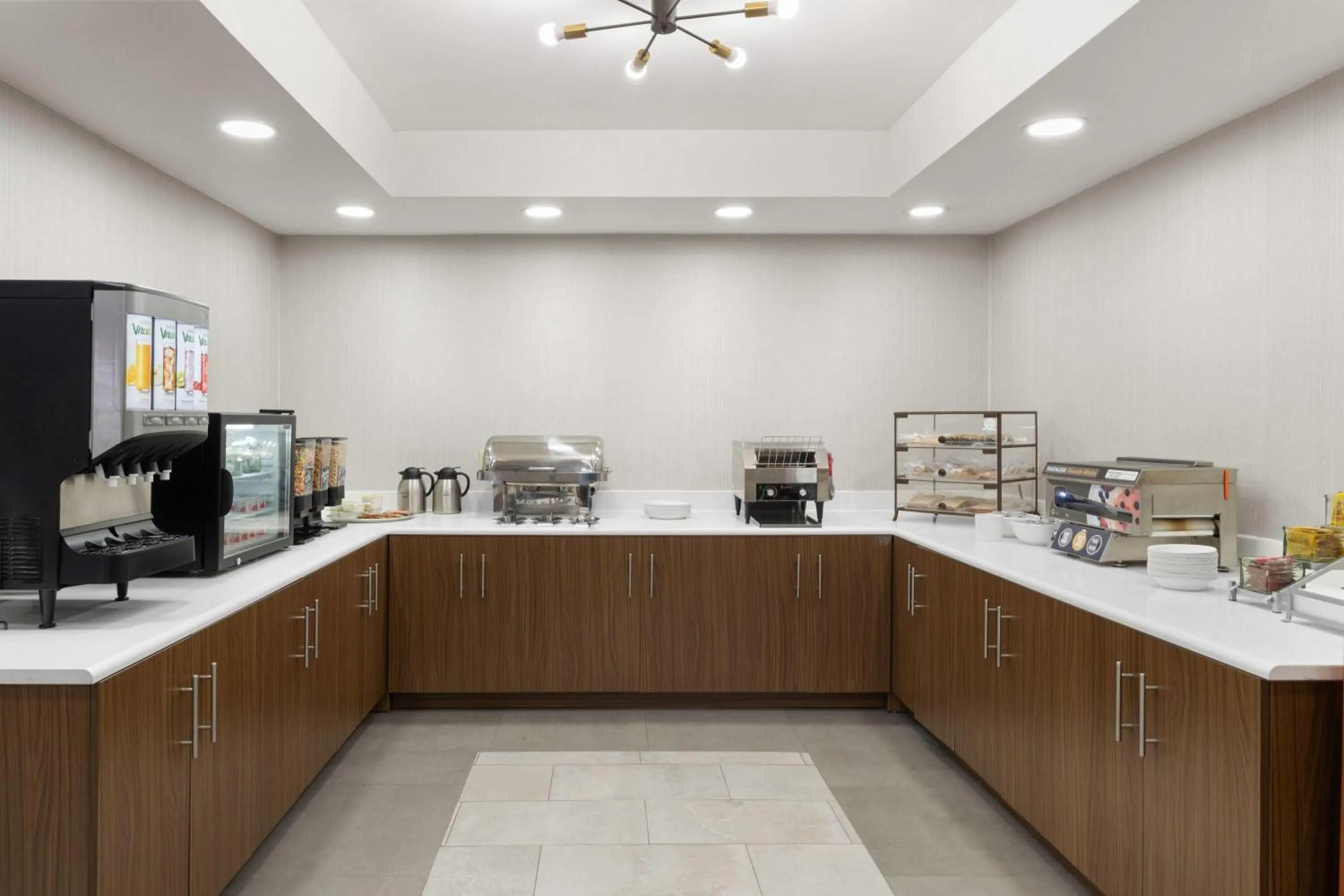 Breakfast in Wingate By Wyndham Mansfield Ontario