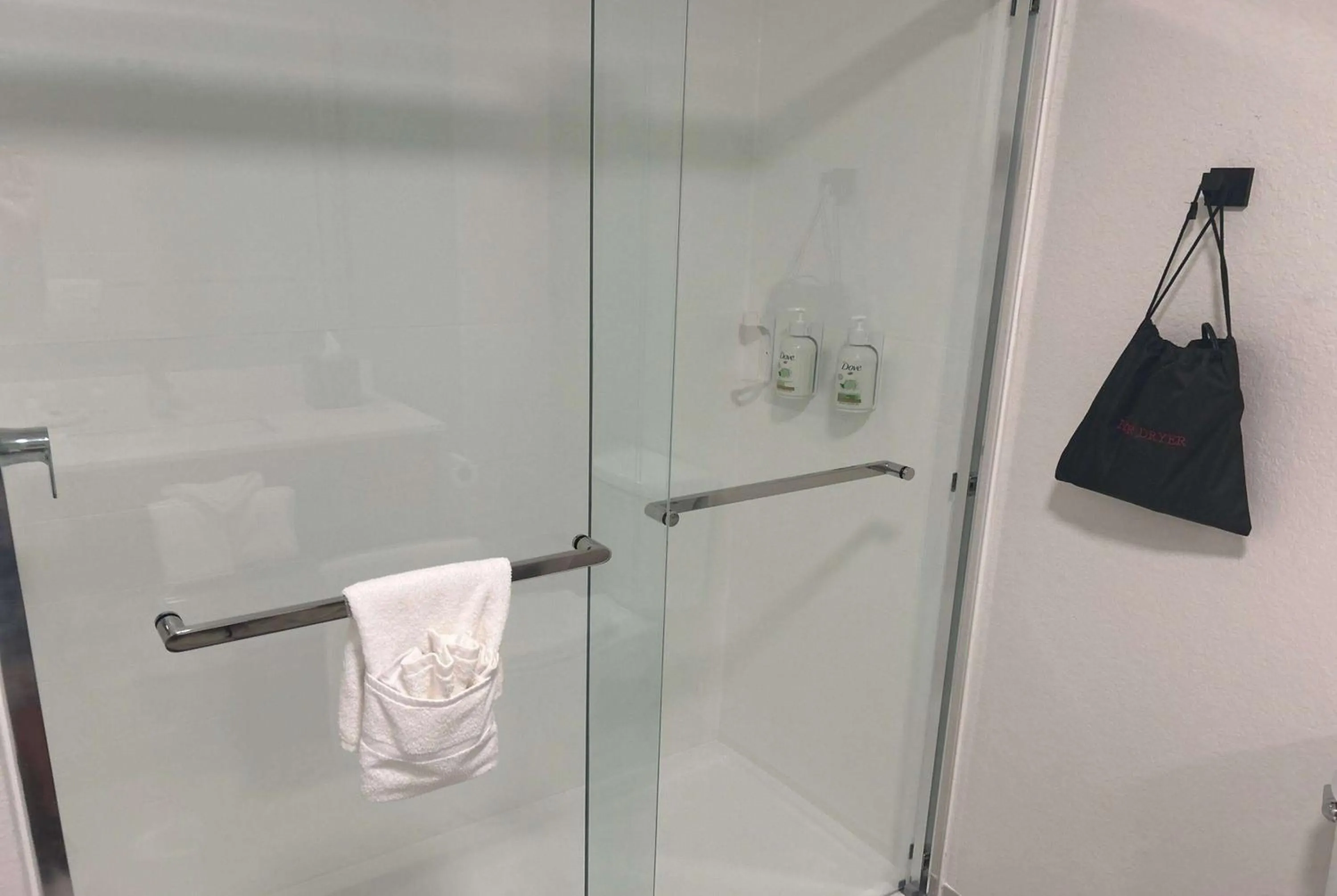 Bathroom in Wingate By Wyndham Mansfield Ontario