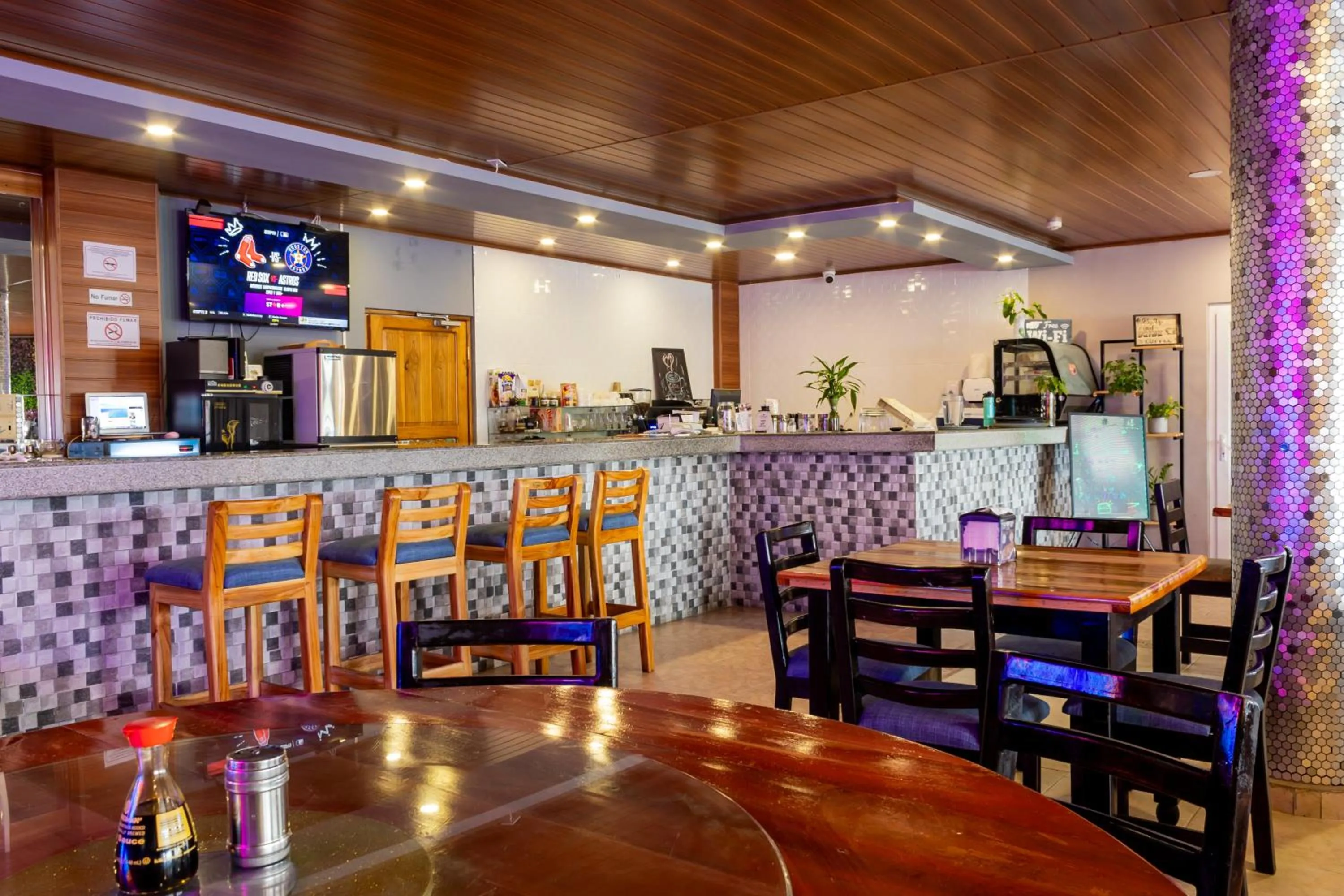 Restaurant/places to eat in Hotel Guacamaya