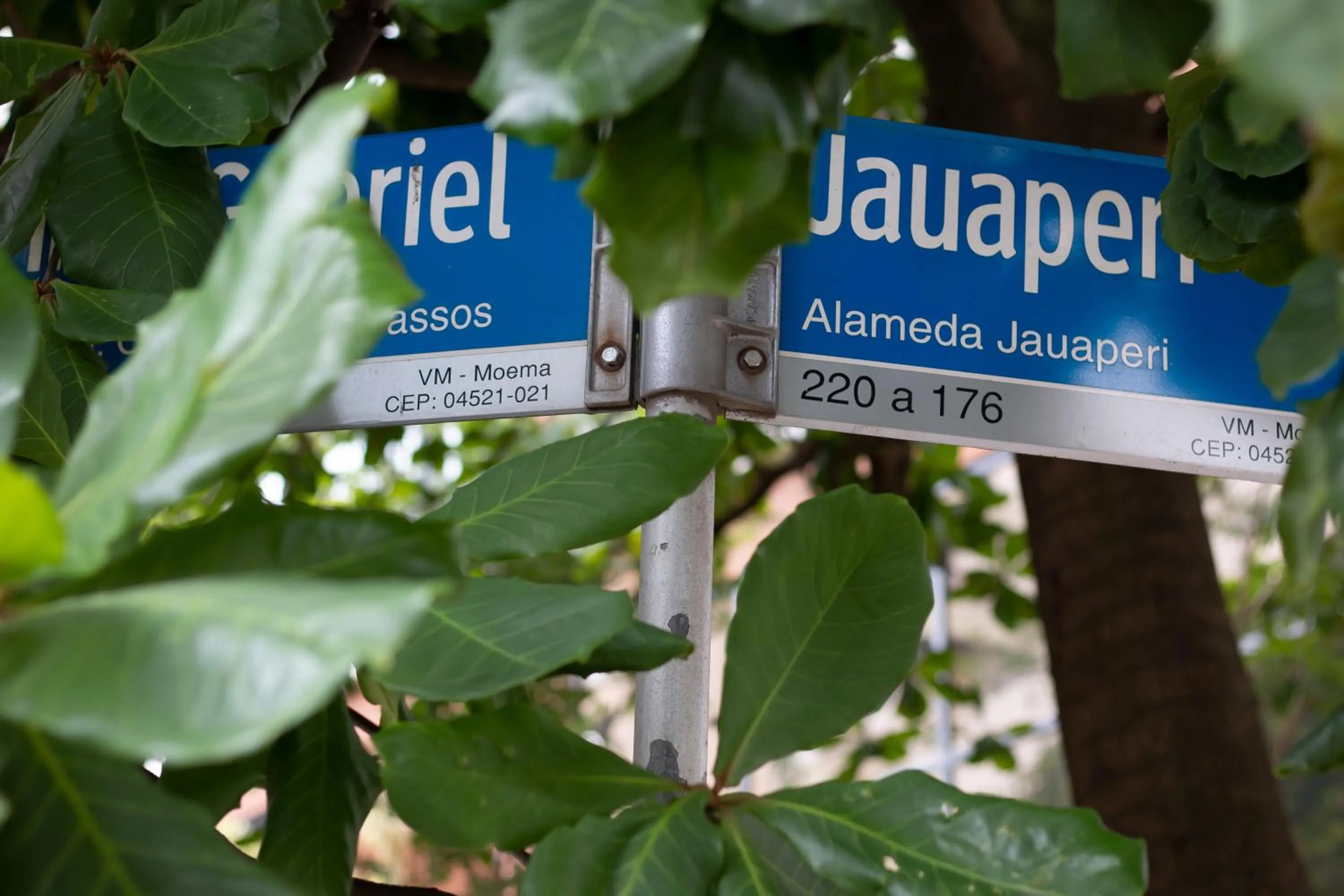Quiet street view in EZ Moema Hotel