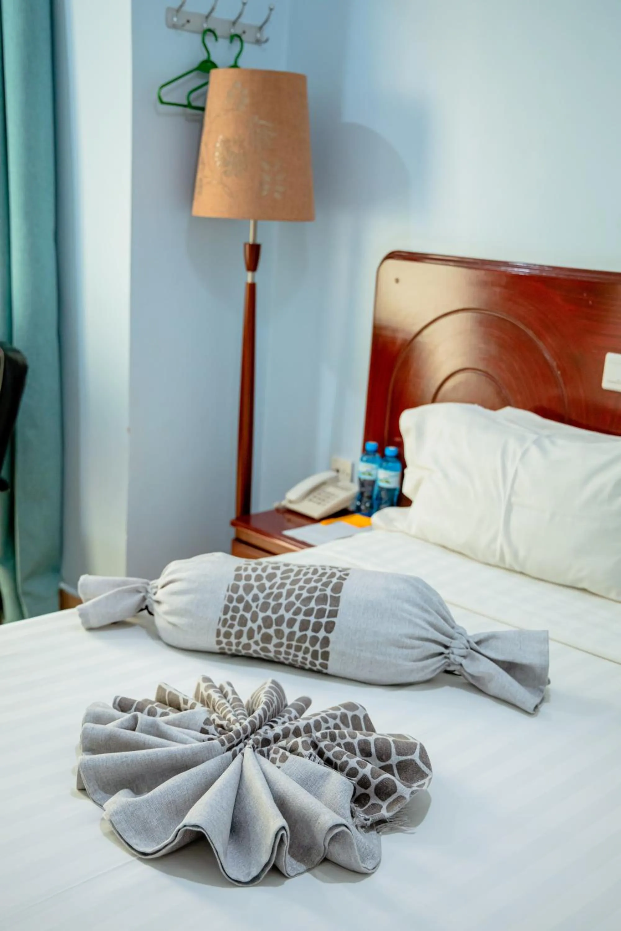 Bed in Green Mountain Hotel