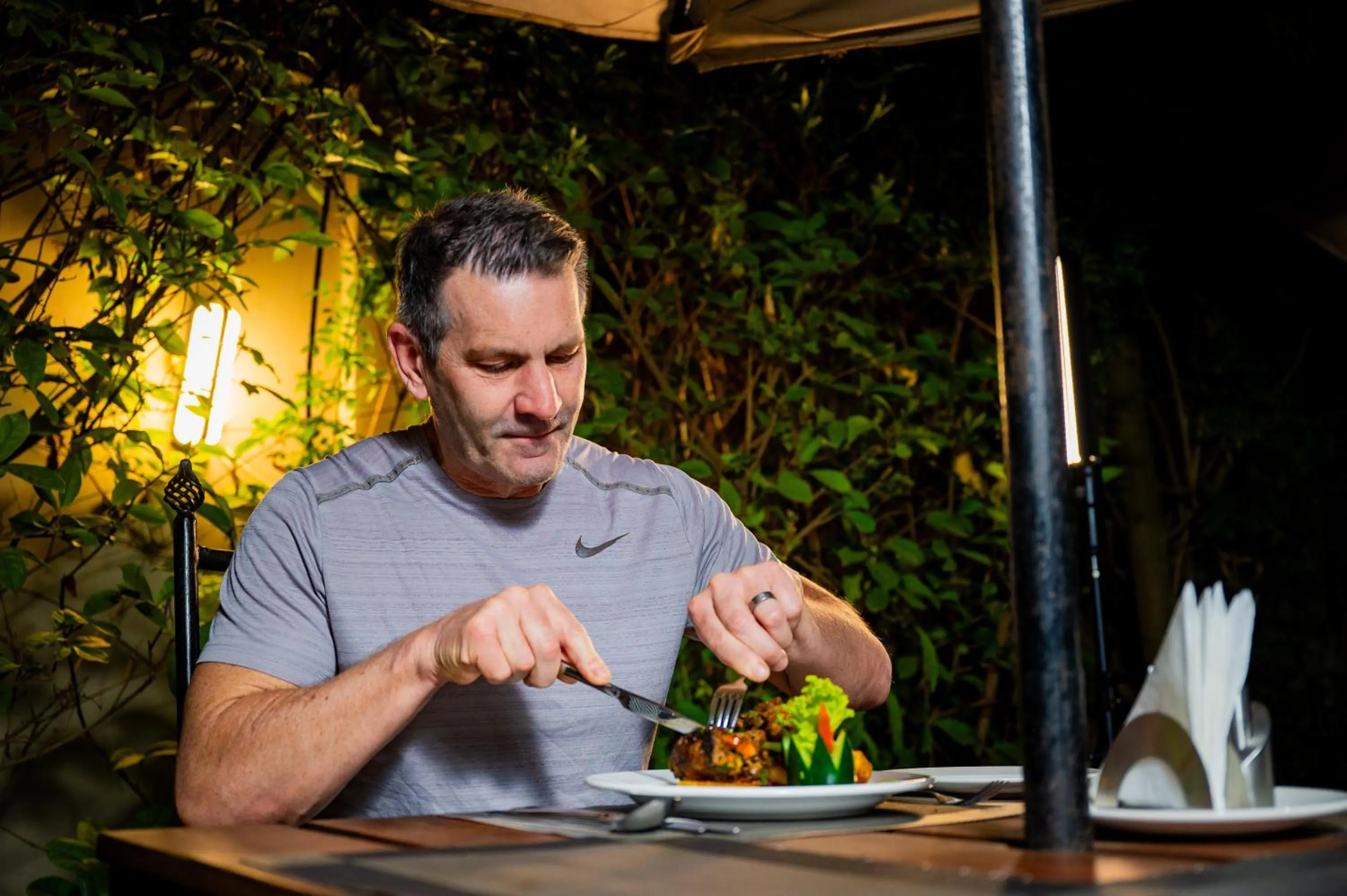 Restaurant/places to eat in Green Mountain Hotel