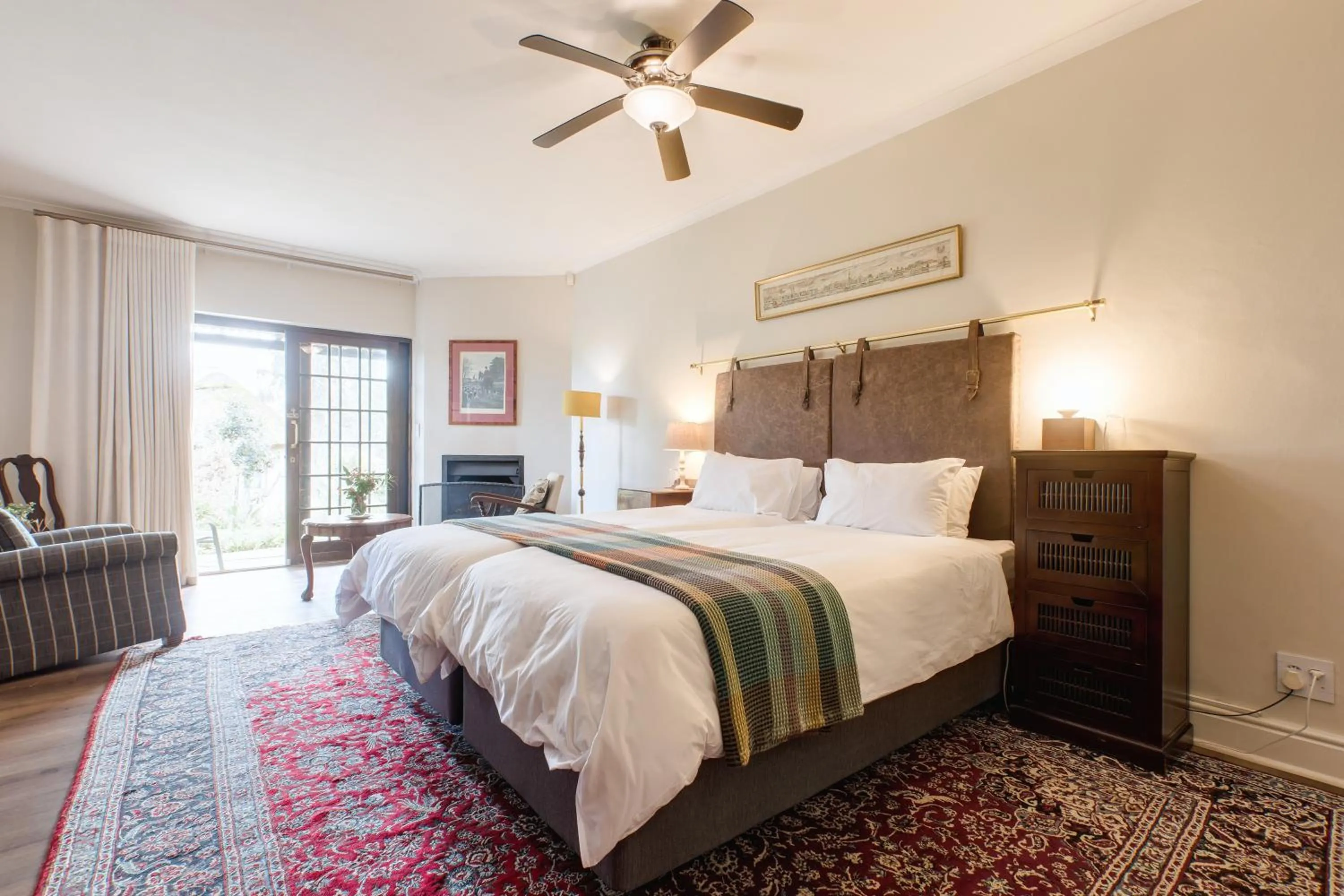 Bedroom, Bed in Portland Manor