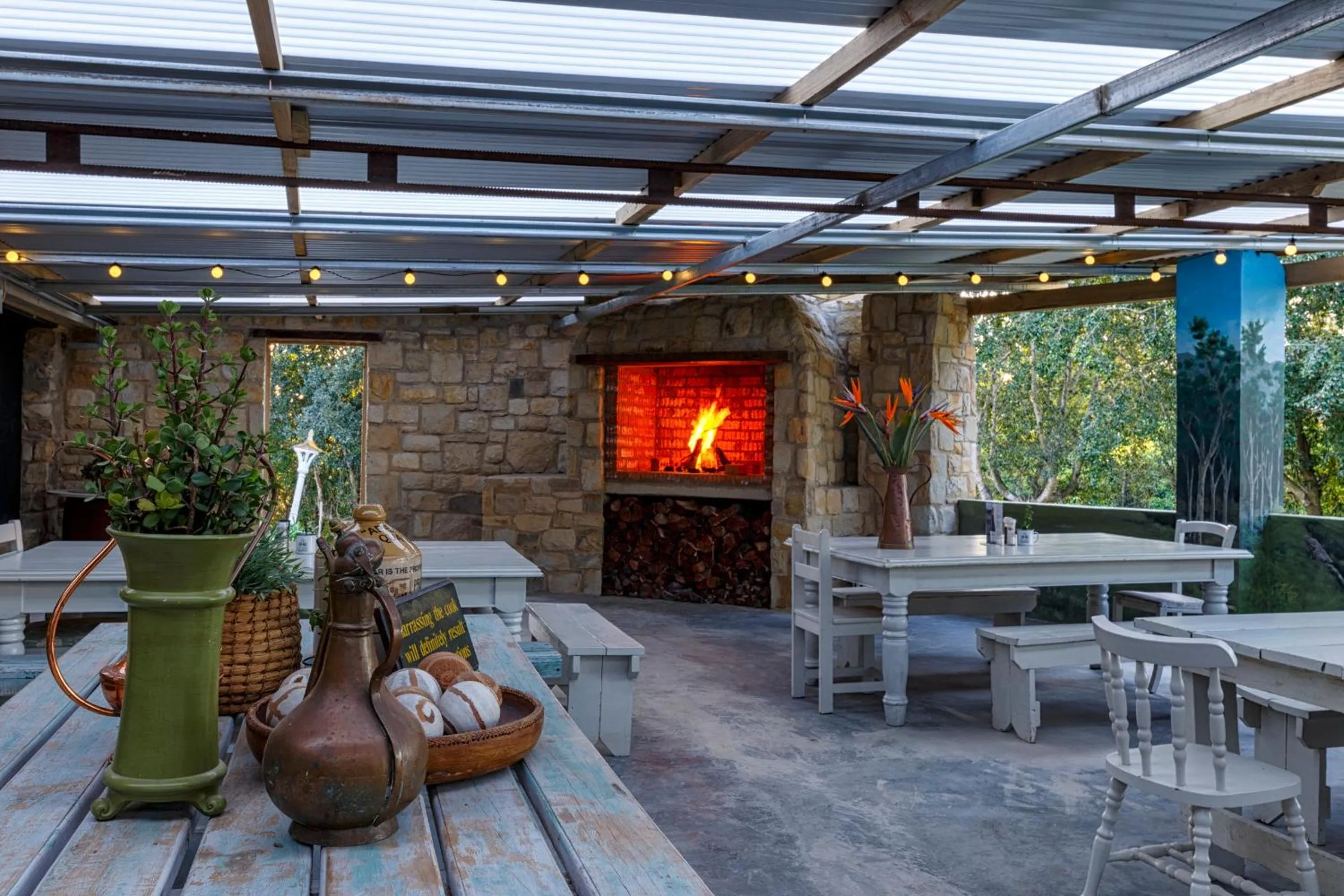 Restaurant/places to eat in Portland Manor