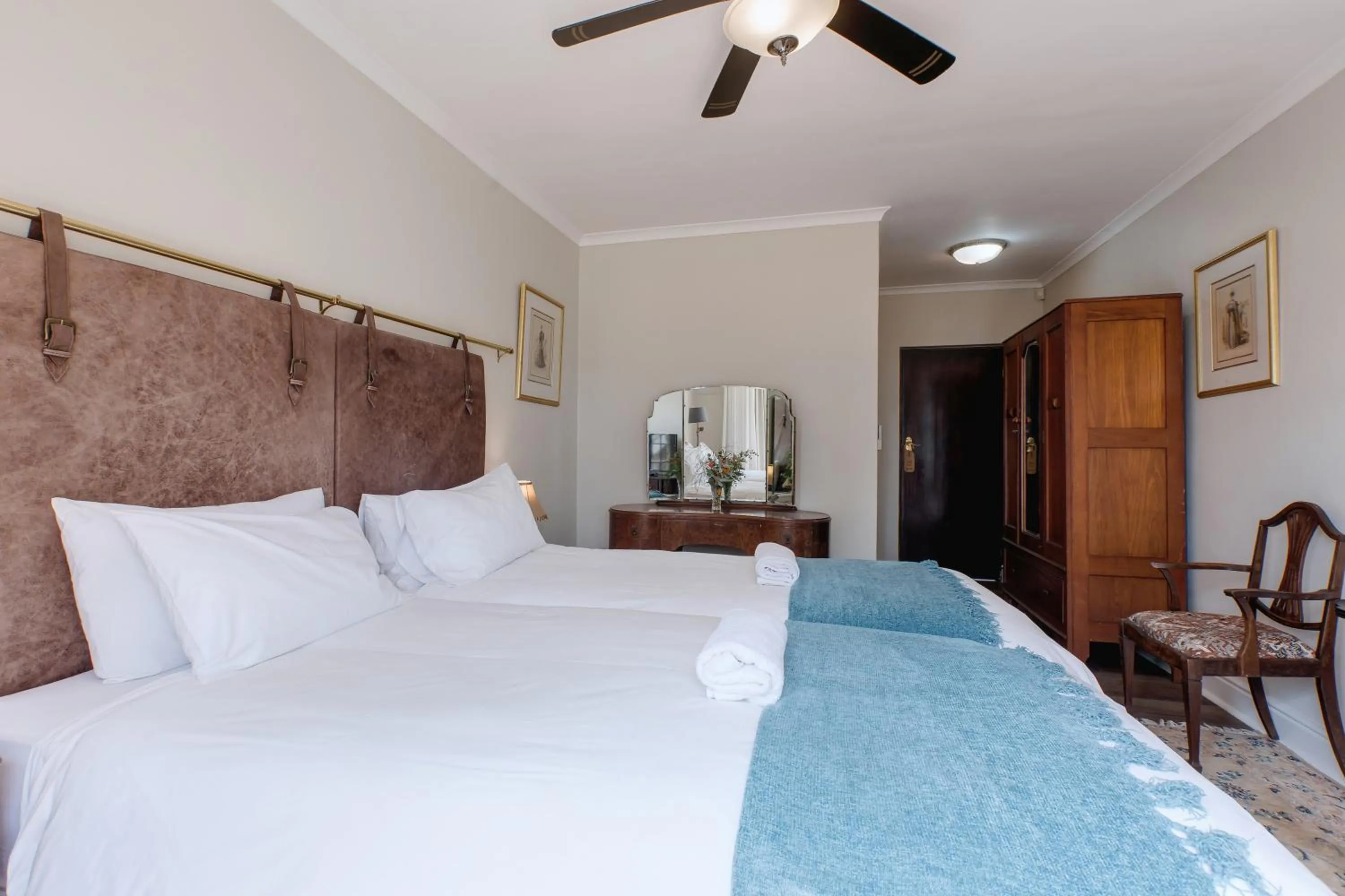 Bedroom, Bed in Portland Manor