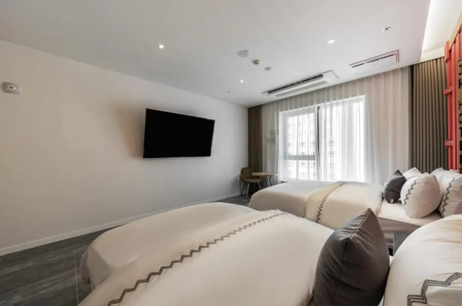 Bed in Gimpo JK Hotel