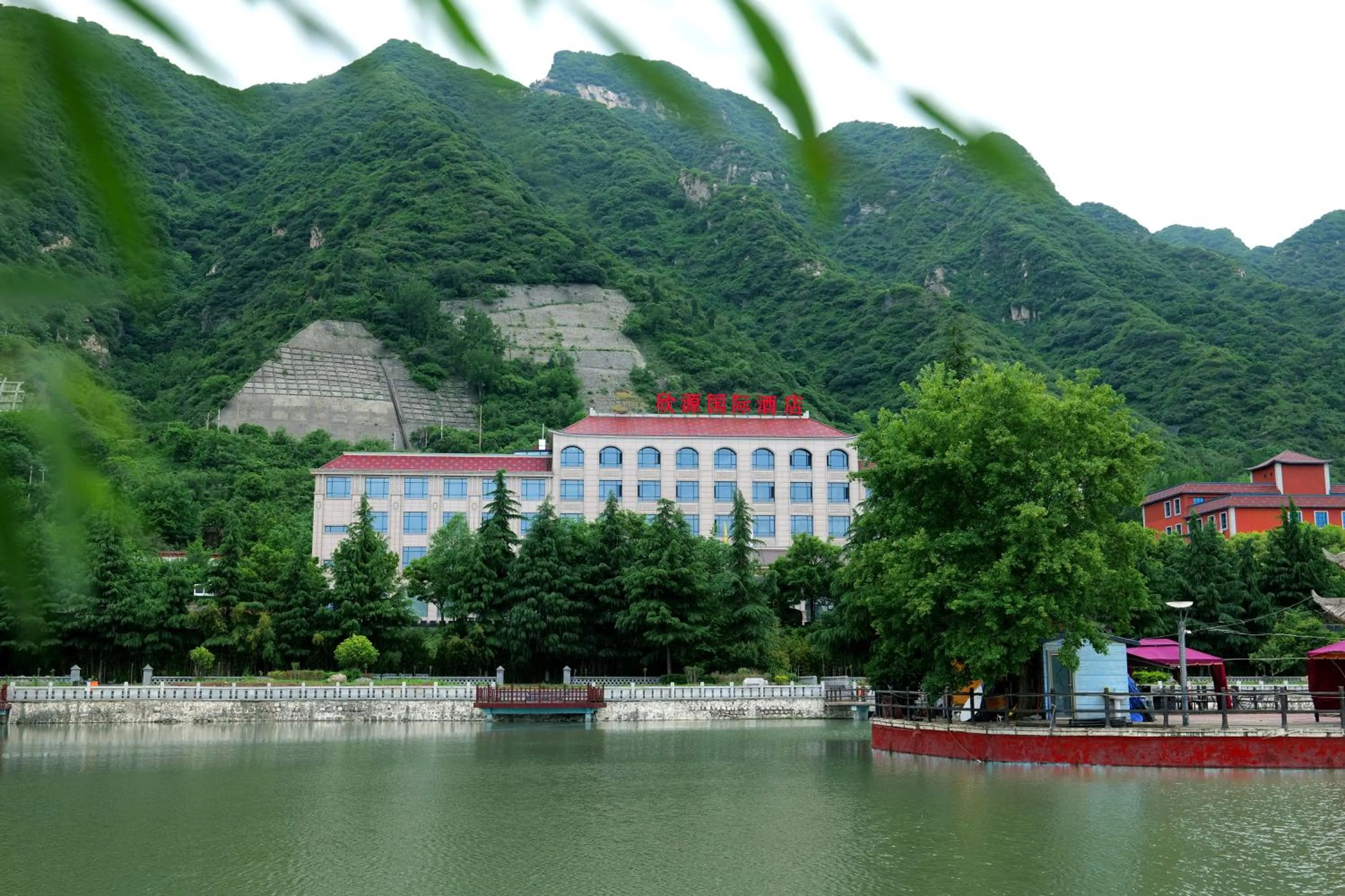 Property building in Huashan Xinghe International Hotel