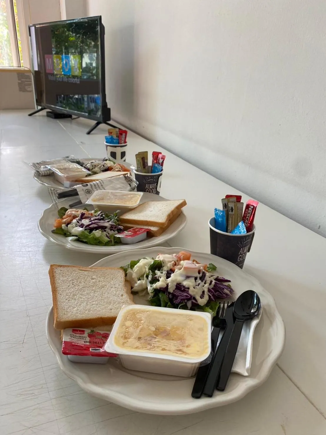 Food and drinks in KRABI MORE HOTEL