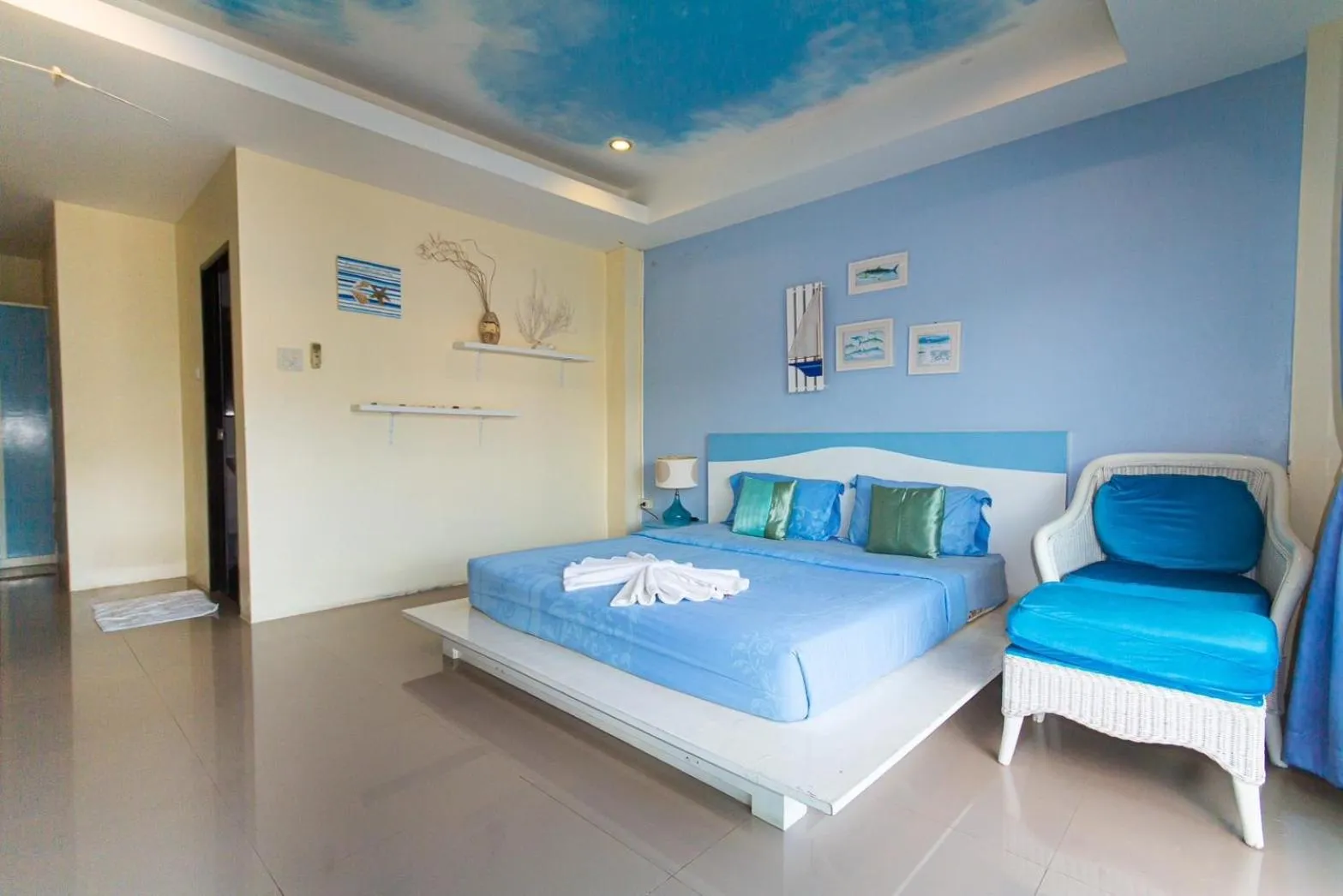 Photo of the whole room, Bed in KRABI MORE HOTEL