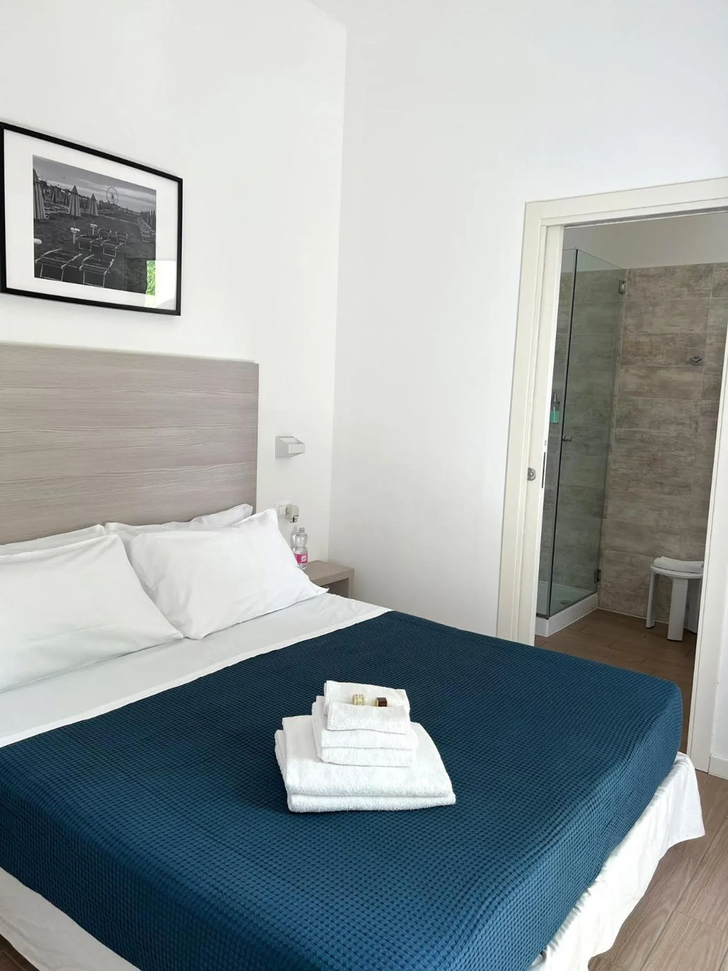 Bed in Hotel Riva e Mare