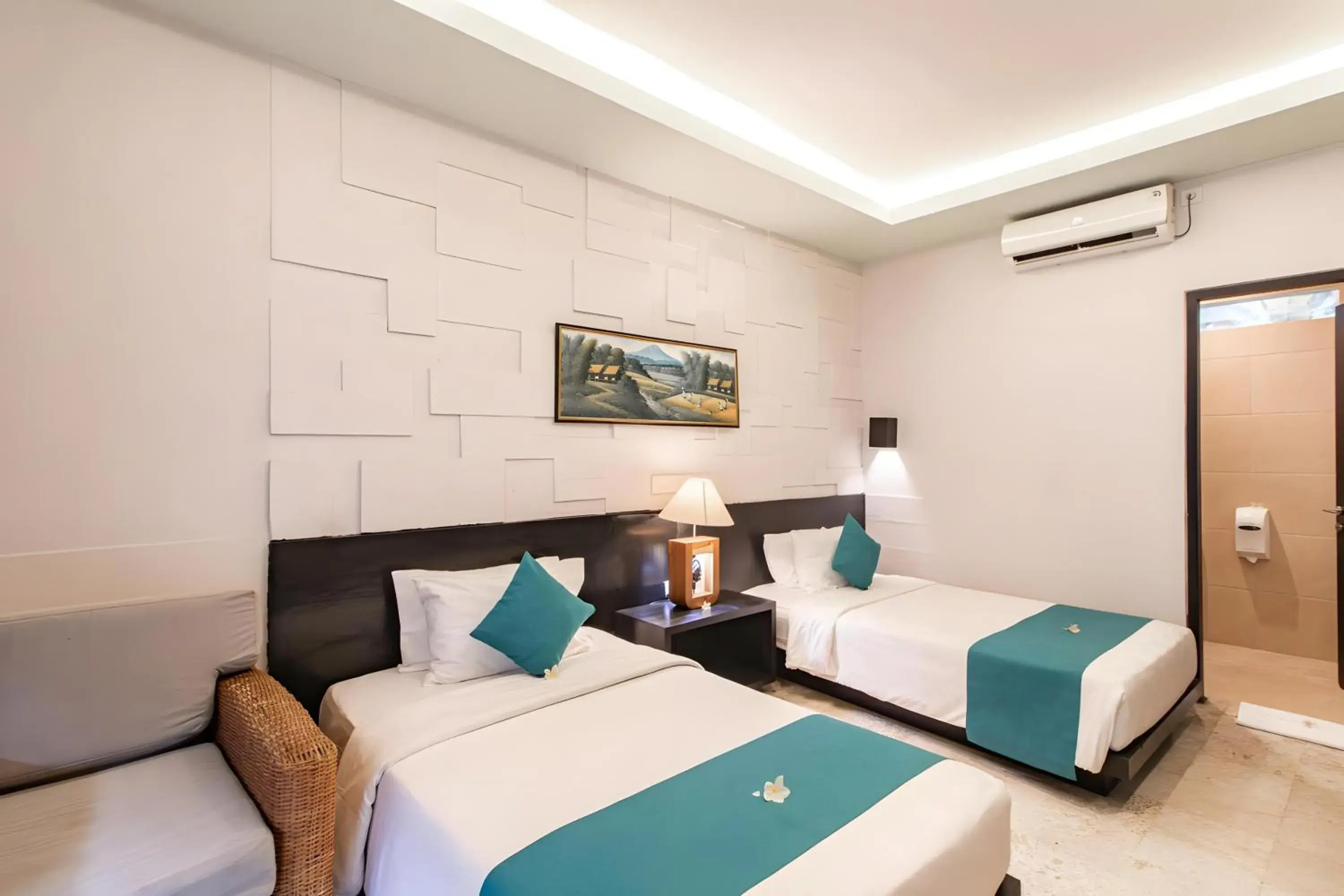 Economy Twin Room in Belvilla Y Resort Near Central Ubud Economy Twin Room in Belvilla Y Resort Near Central Ubud