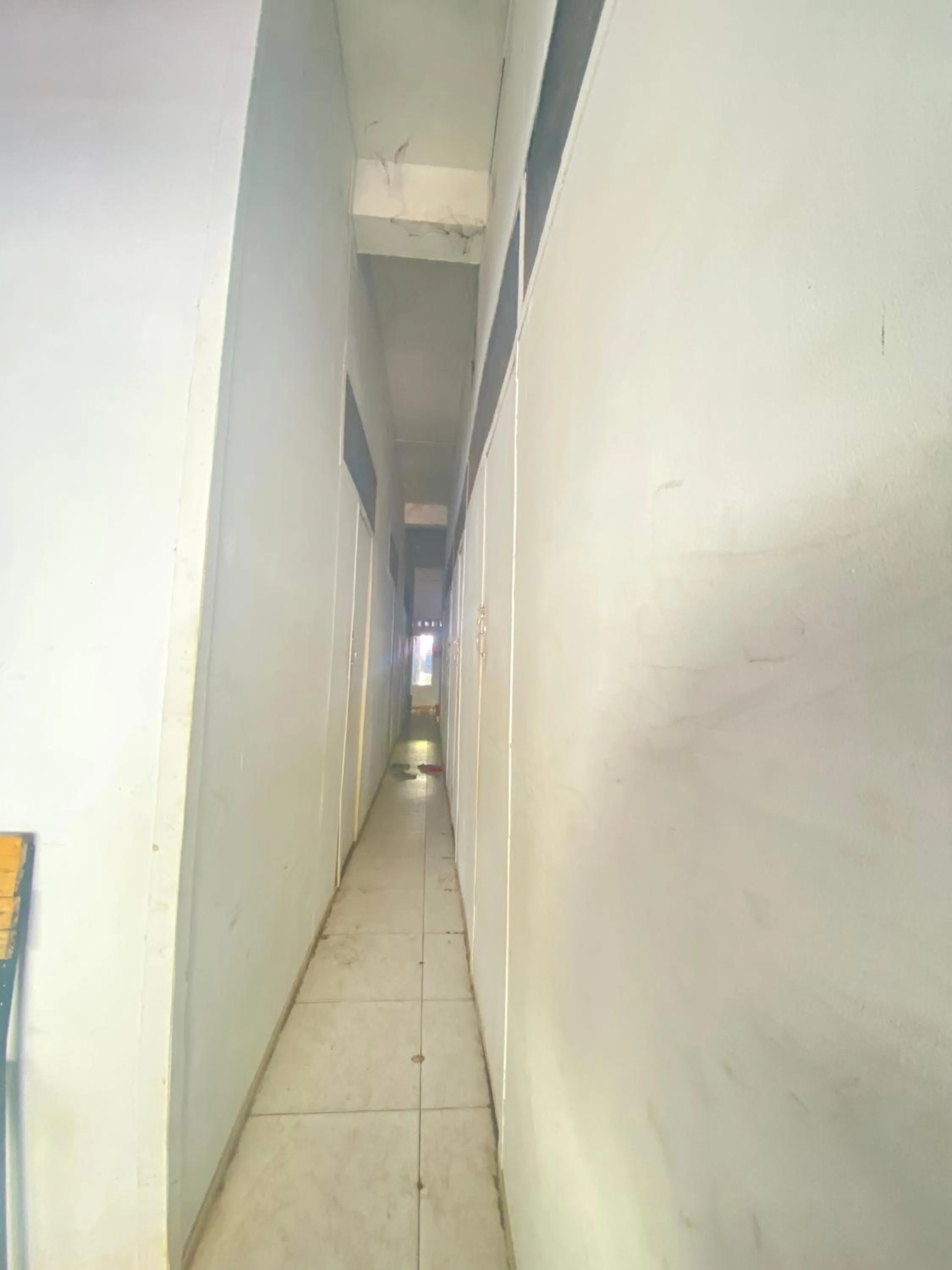 Lobby or reception in SPOT ON 93446 Penginapan Mak Yes