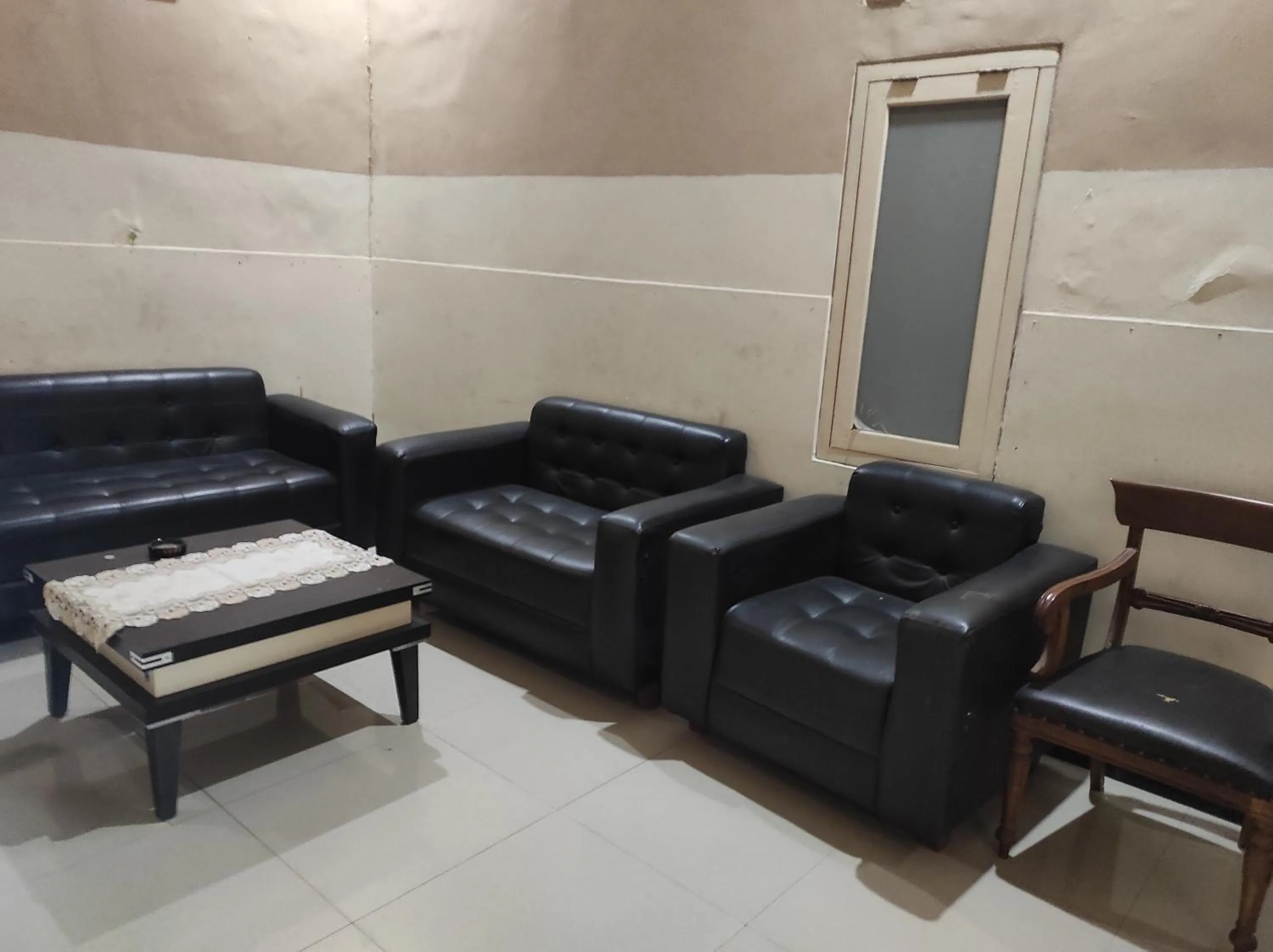 Lobby or reception in Hotel O Emmy Homestay Syariah