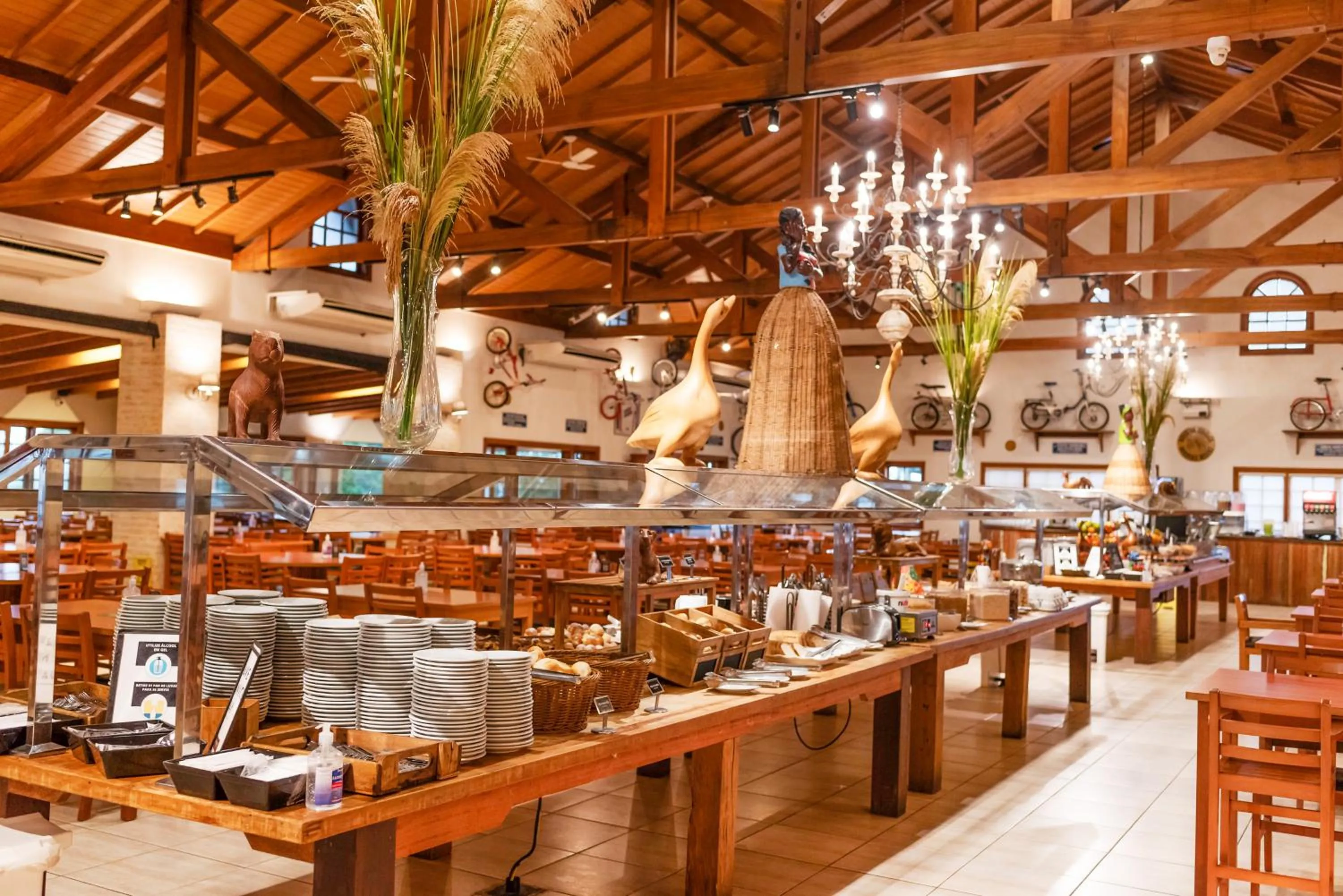 Buffet breakfast in Monreale Resort Parque Aquático