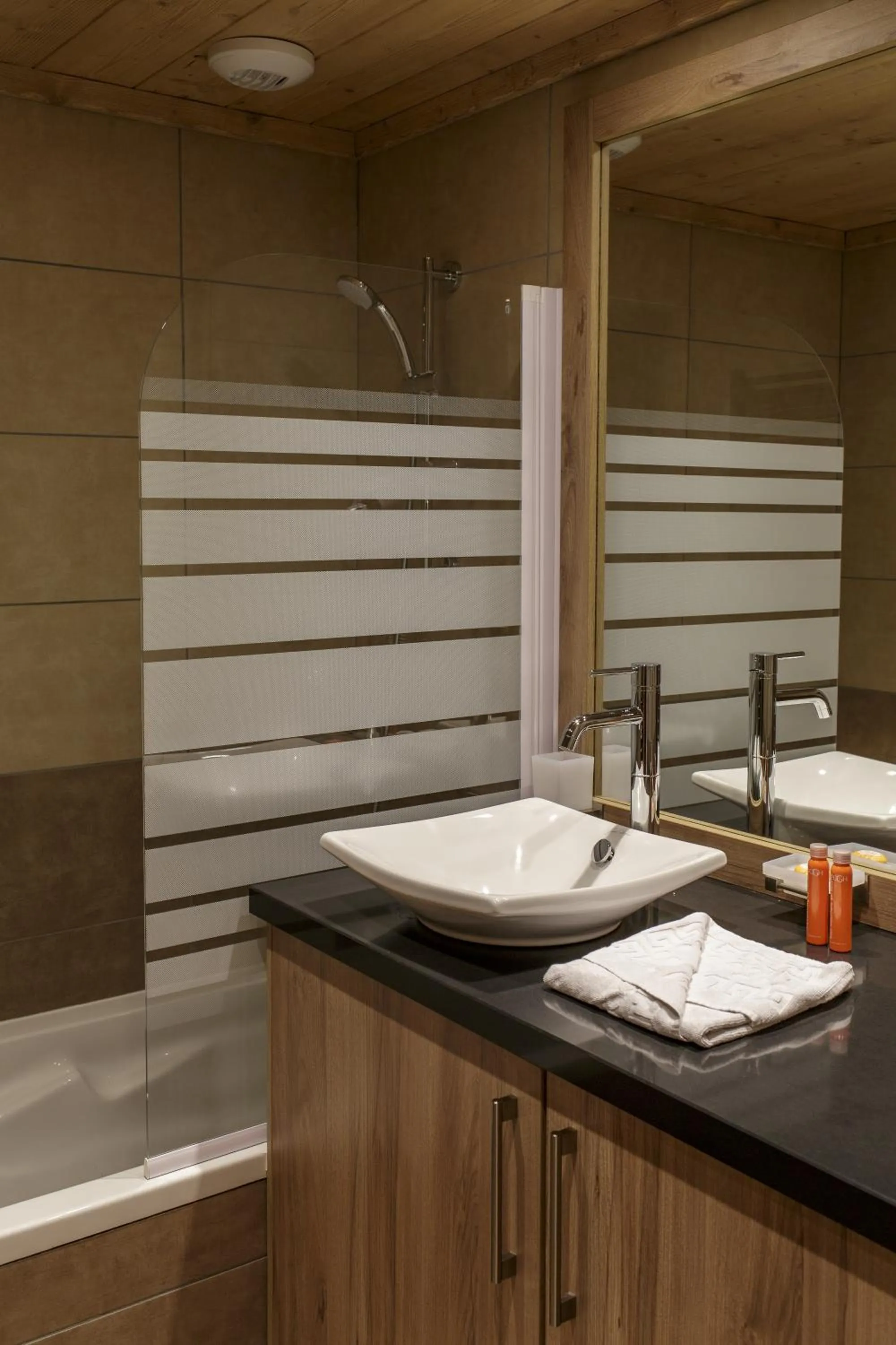 Bathroom in CGH Résidence Boutique Le Napoléon