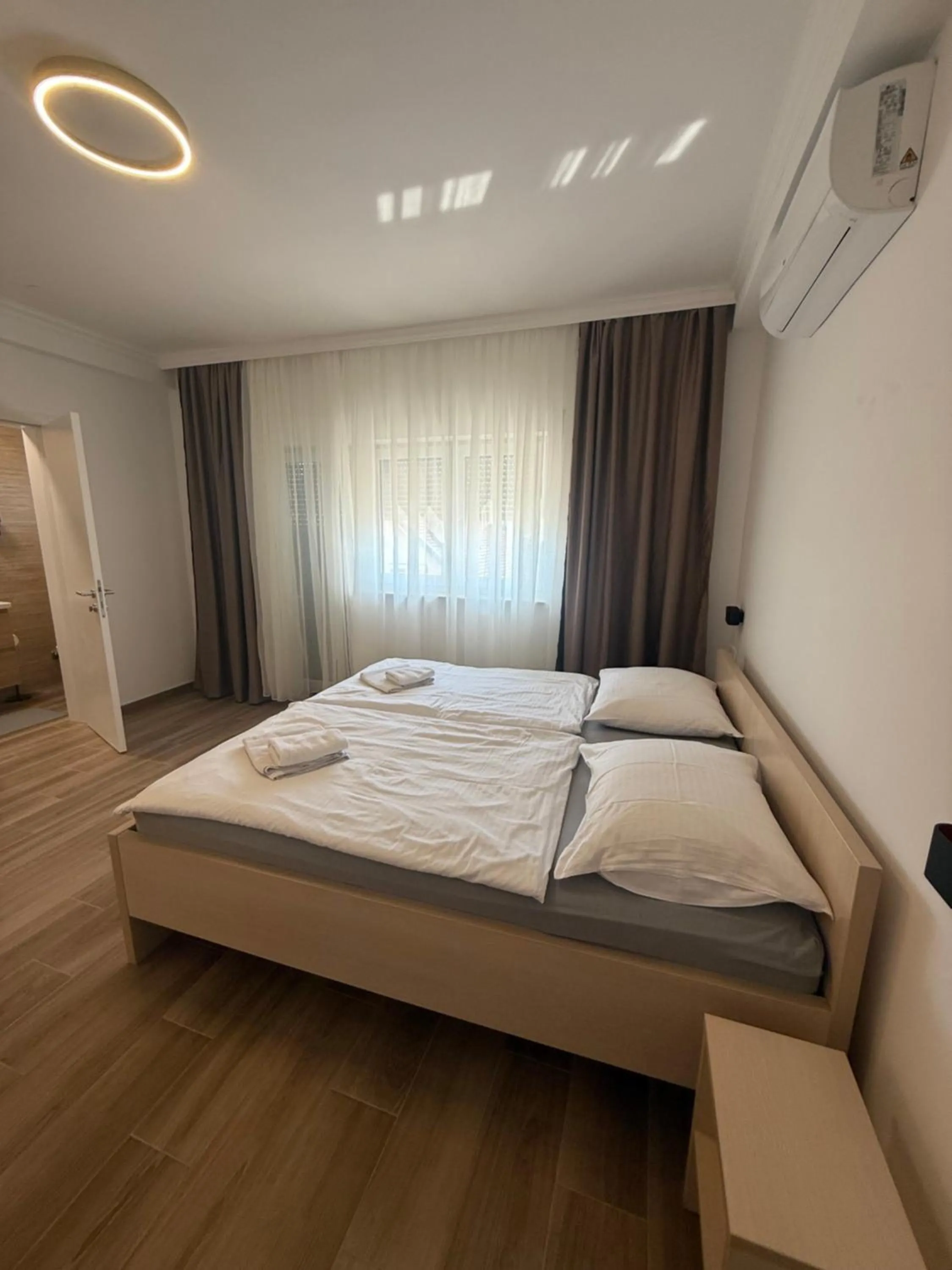 Bed in Rooms Stella