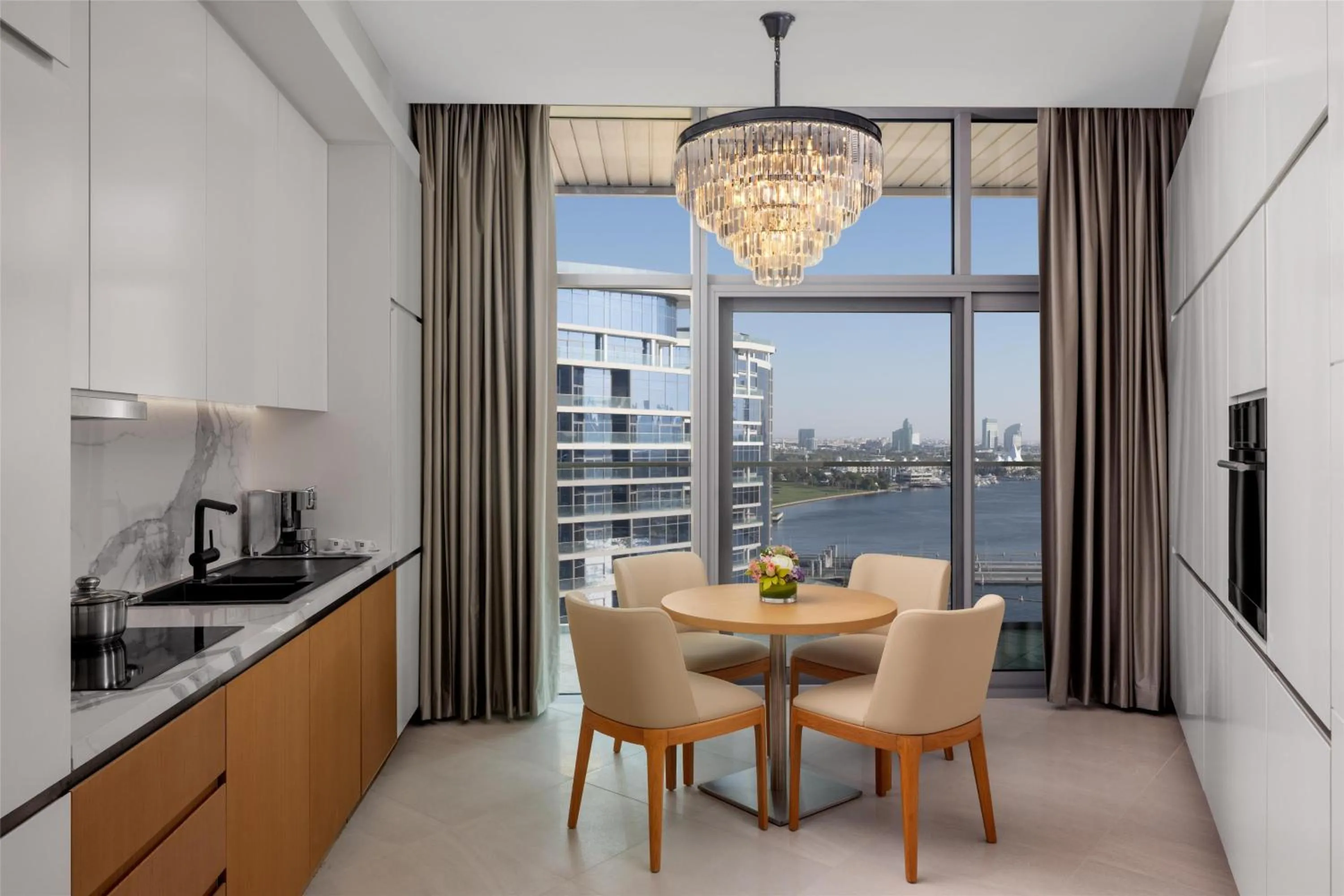 Kitchen or kitchenette in Hilton Dubai Creek Hotel & Residences