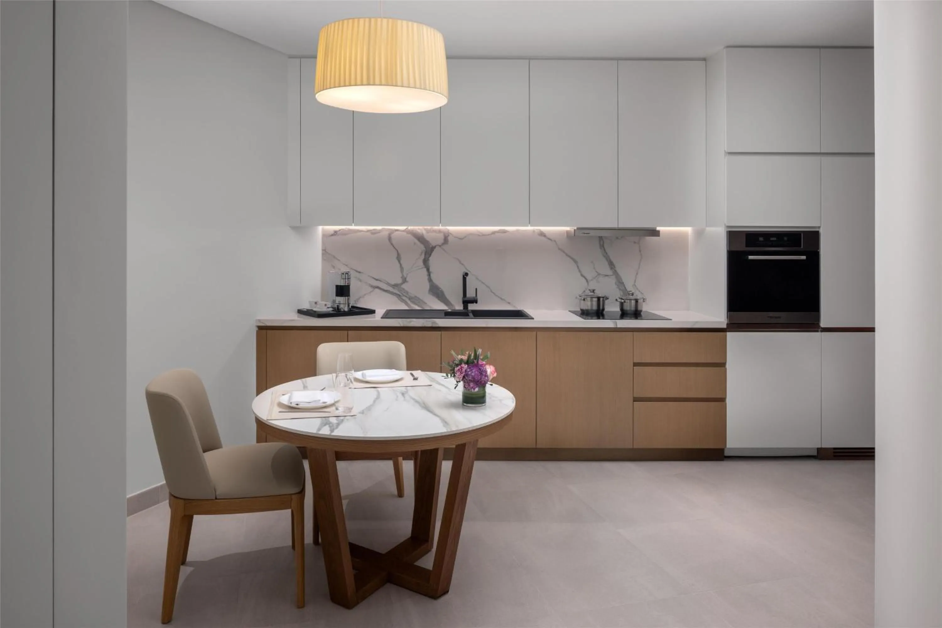 Kitchen or kitchenette in Hilton Dubai Creek Hotel & Residences