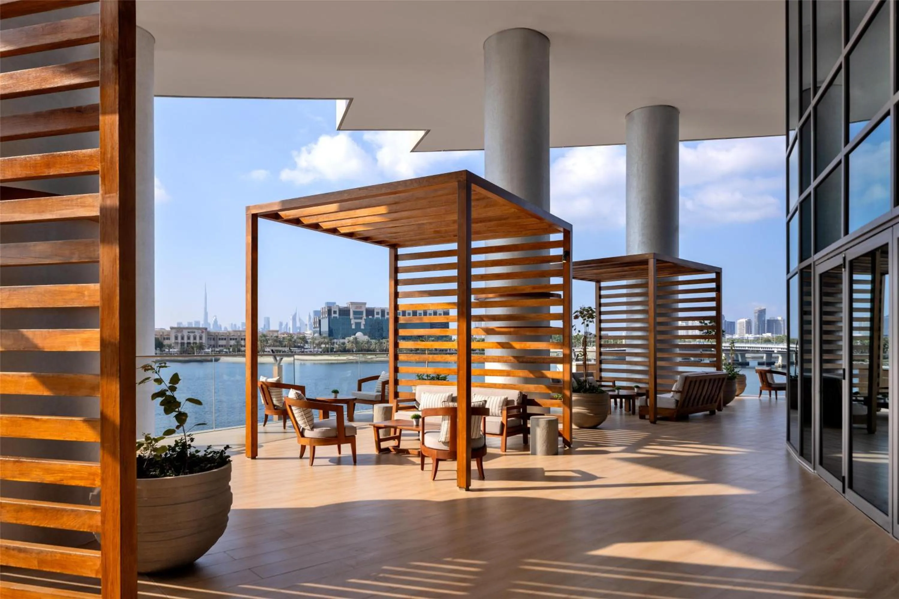 Restaurant/places to eat in Hilton Dubai Creek Hotel & Residences