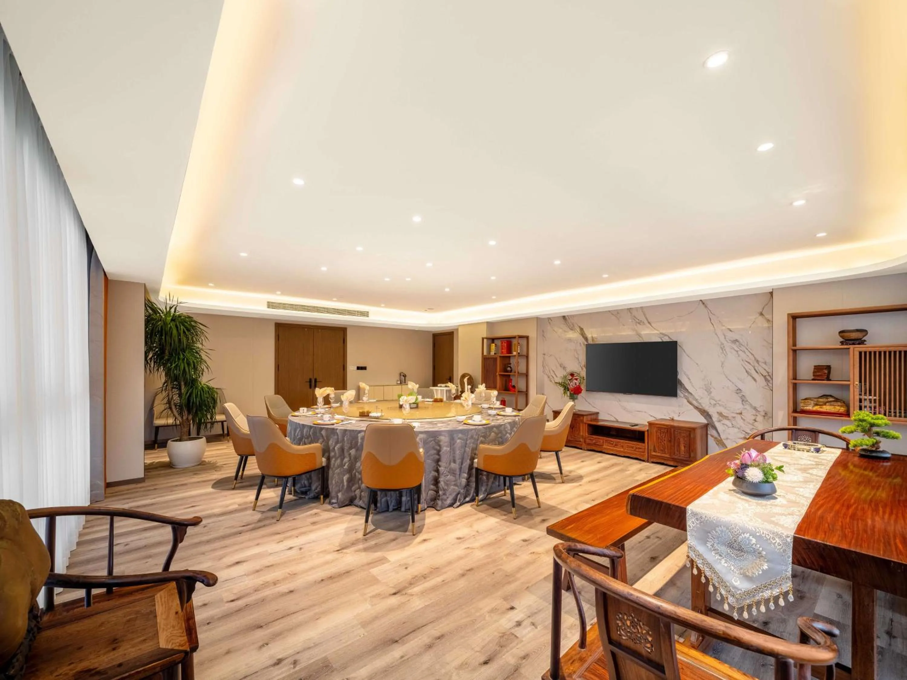 Dining area in Hilton Garden Inn Jiangmen Xinhui