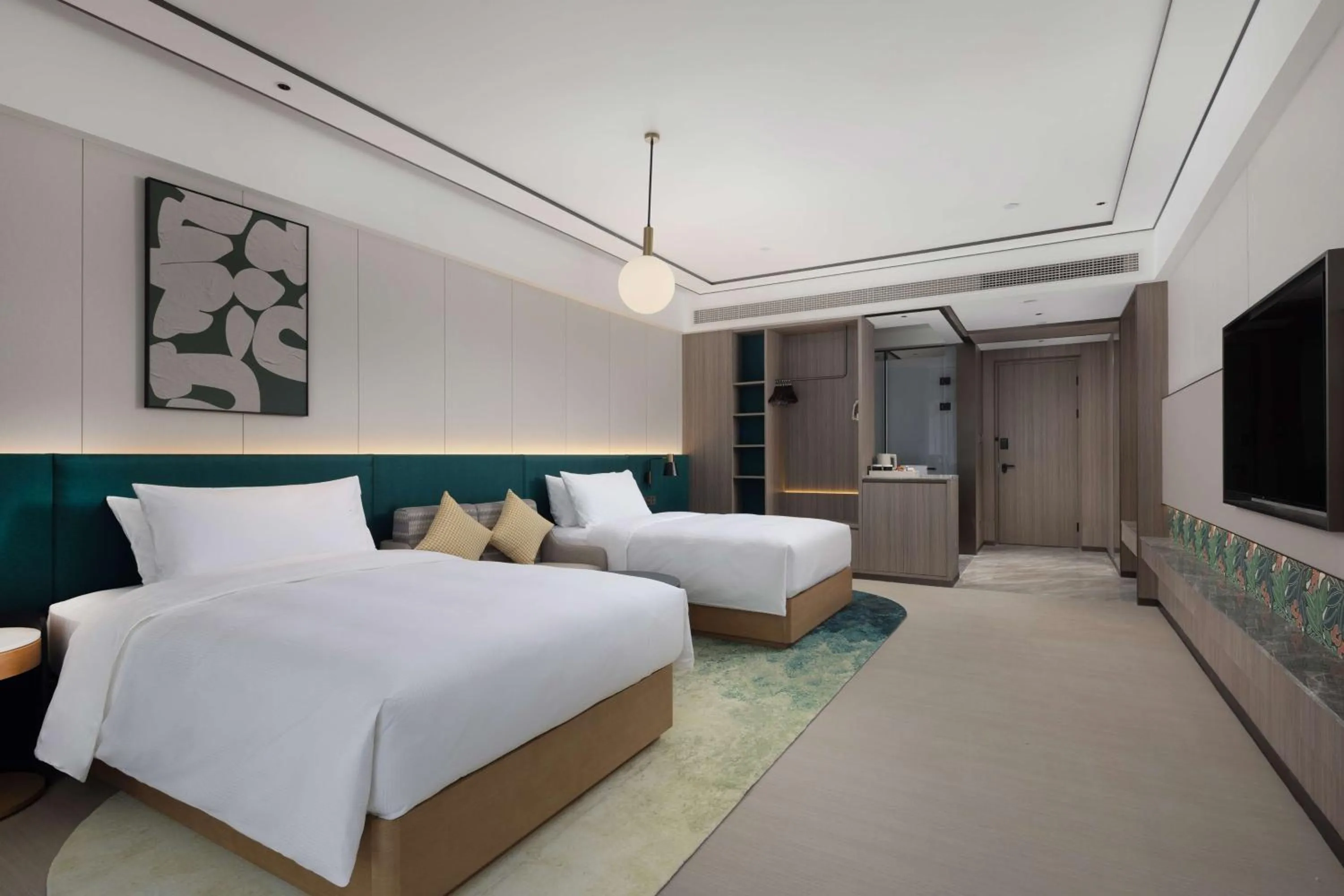 Bed in Hilton Garden Inn Jiangmen Xinhui