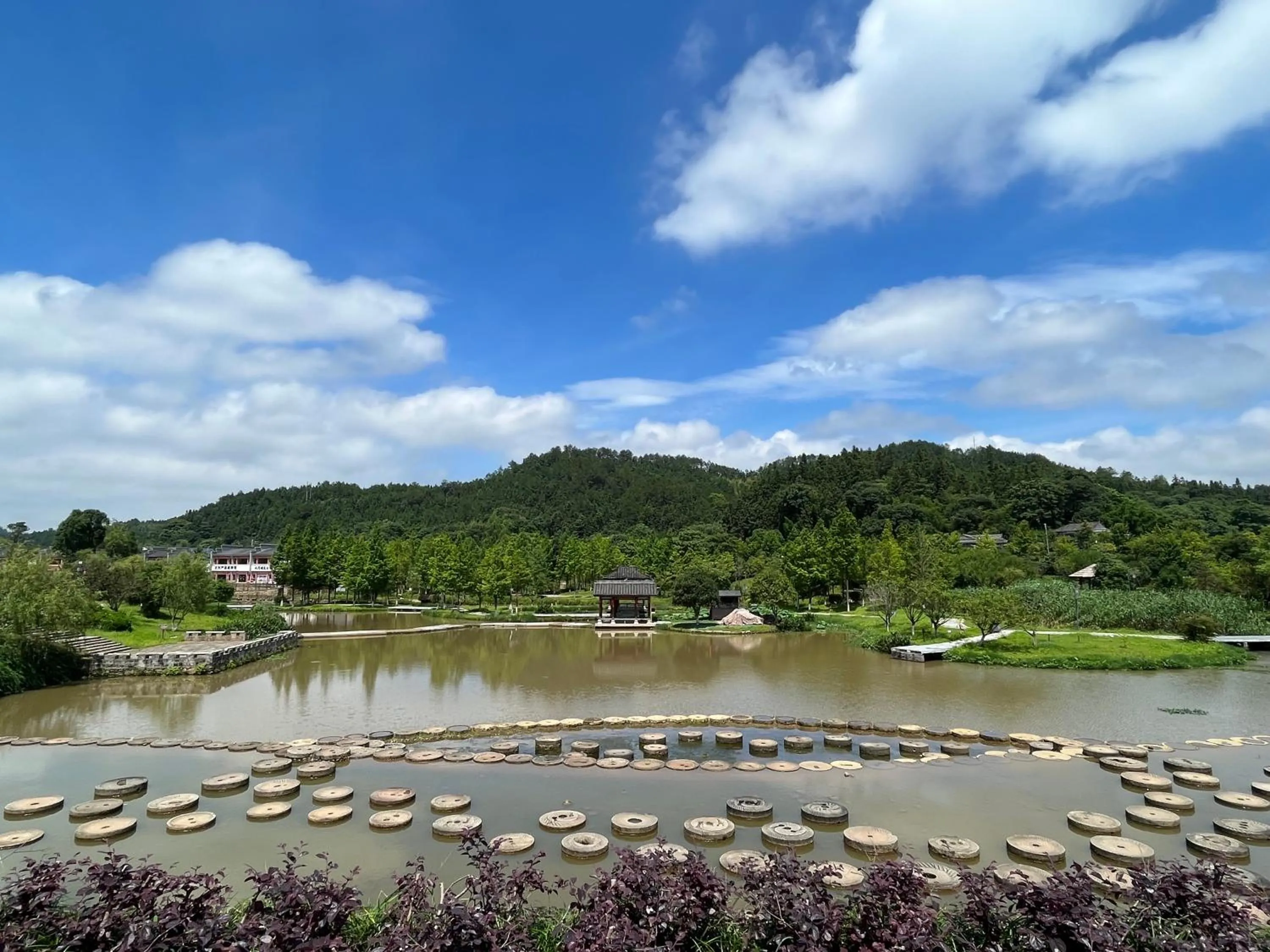 Natural landscape in Hilton Garden Inn Ganzhou Longnan
