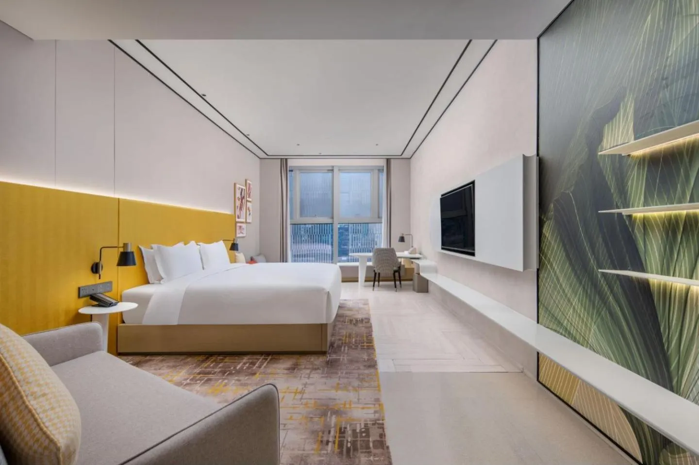 Photo of the whole room, Bed in Hilton Garden Inn Nanjing Hexi Olympic Sports Center