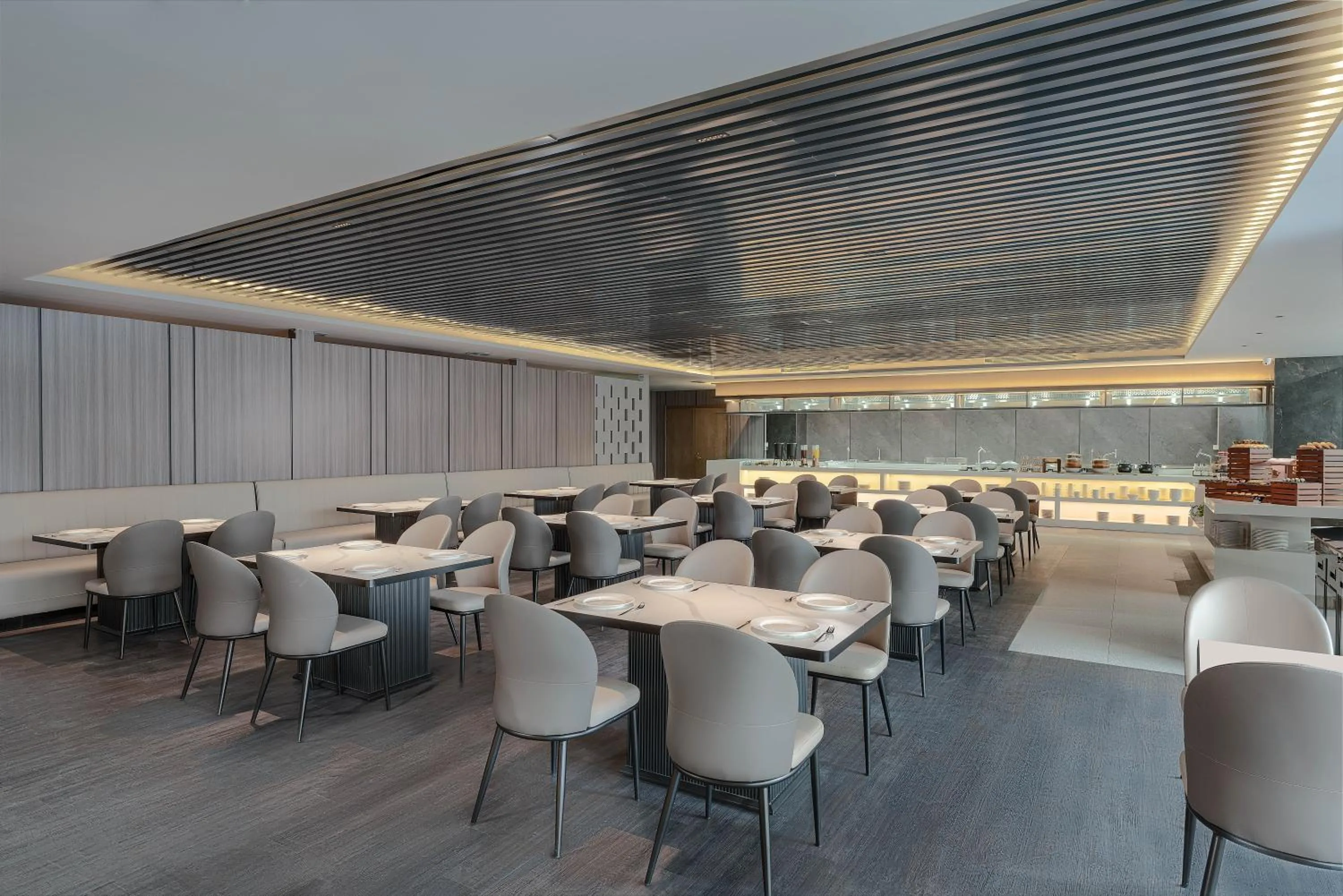 Restaurant/places to eat in Holiday Inn Express Lanzhou Downtown by IHG