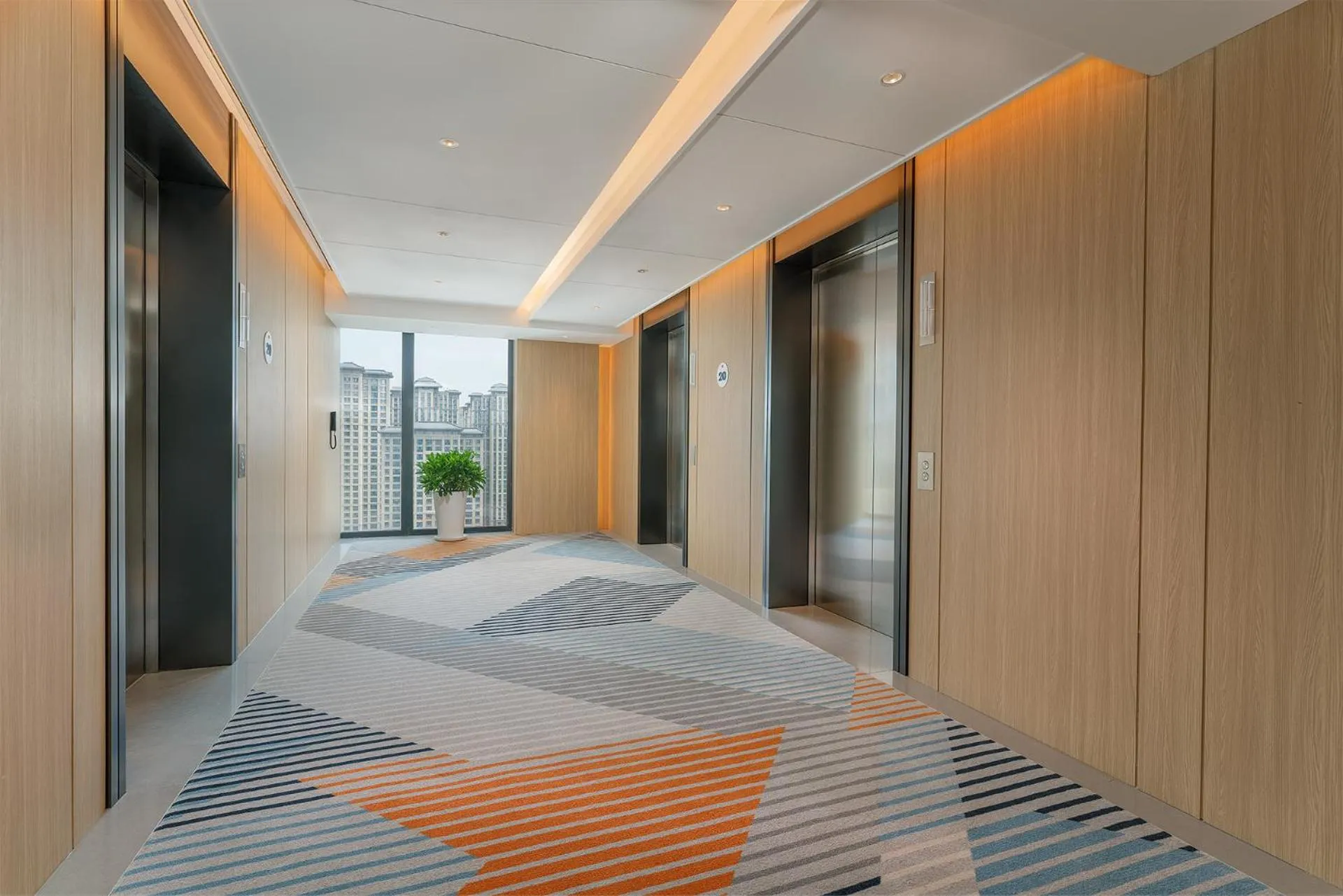 elevator, Bed in Holiday Inn Express Xi'an Daxing by IHG