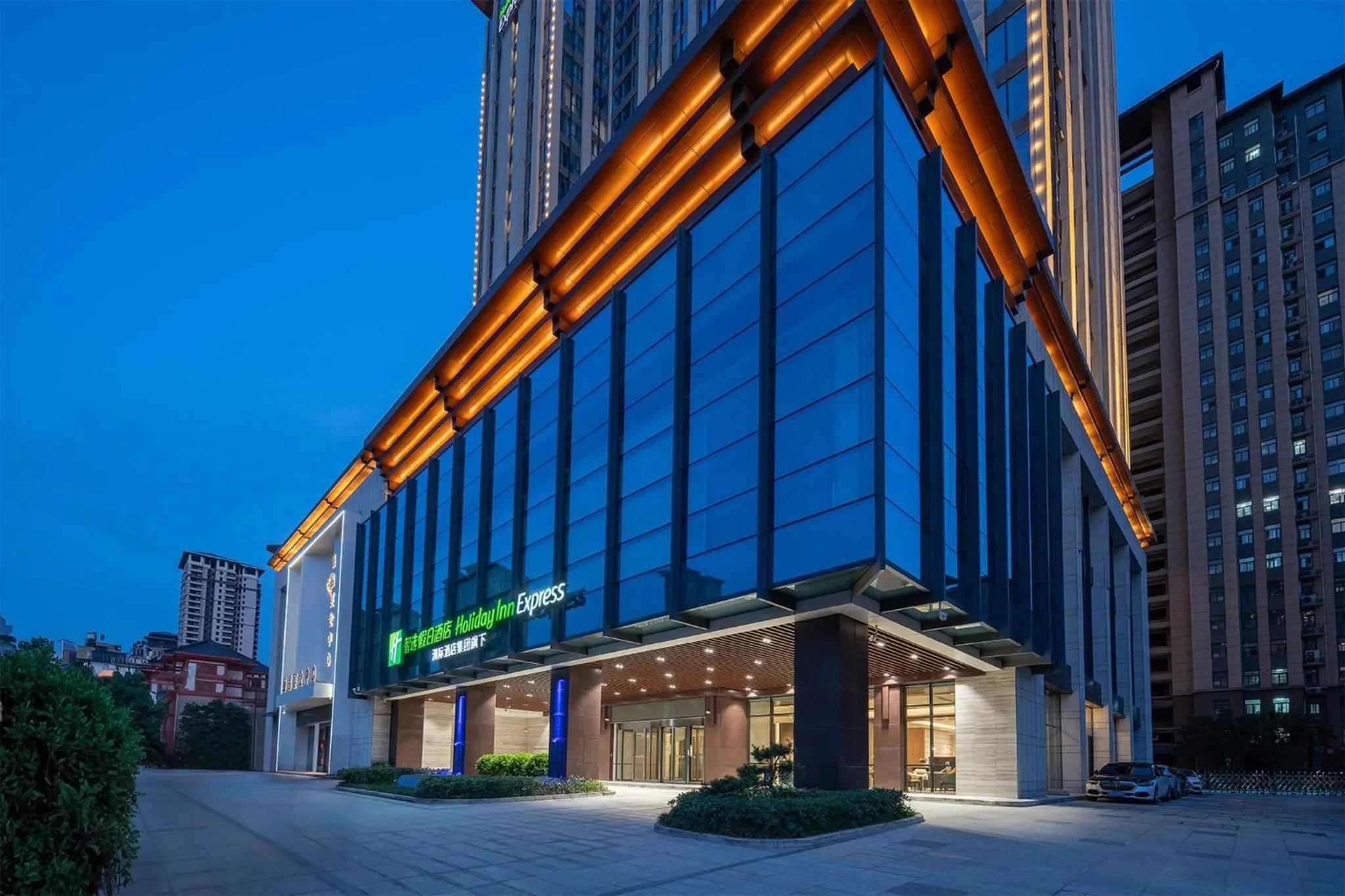Property building in Holiday Inn Express Xi'an Daxing by IHG