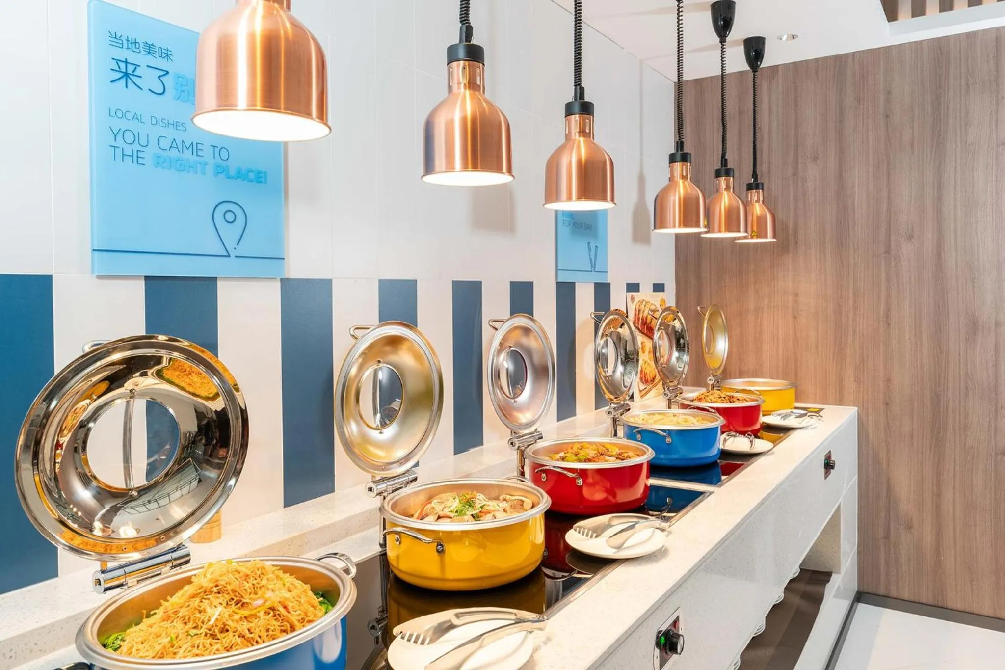 Restaurant/places to eat in Holiday Inn Express Xi'an Daxing by IHG