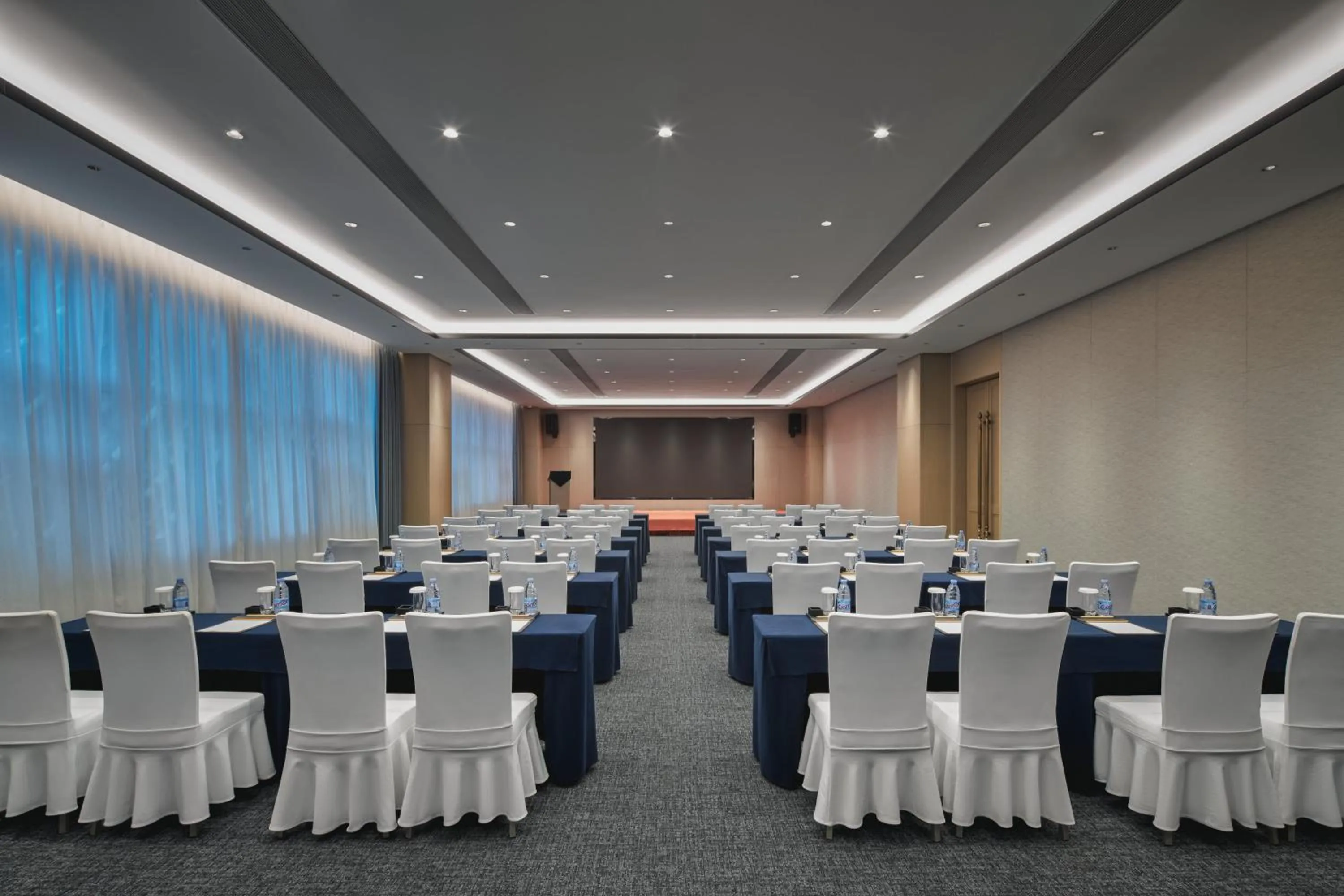 Meeting/conference room in voco Xi'an Qindu Legend by IHG