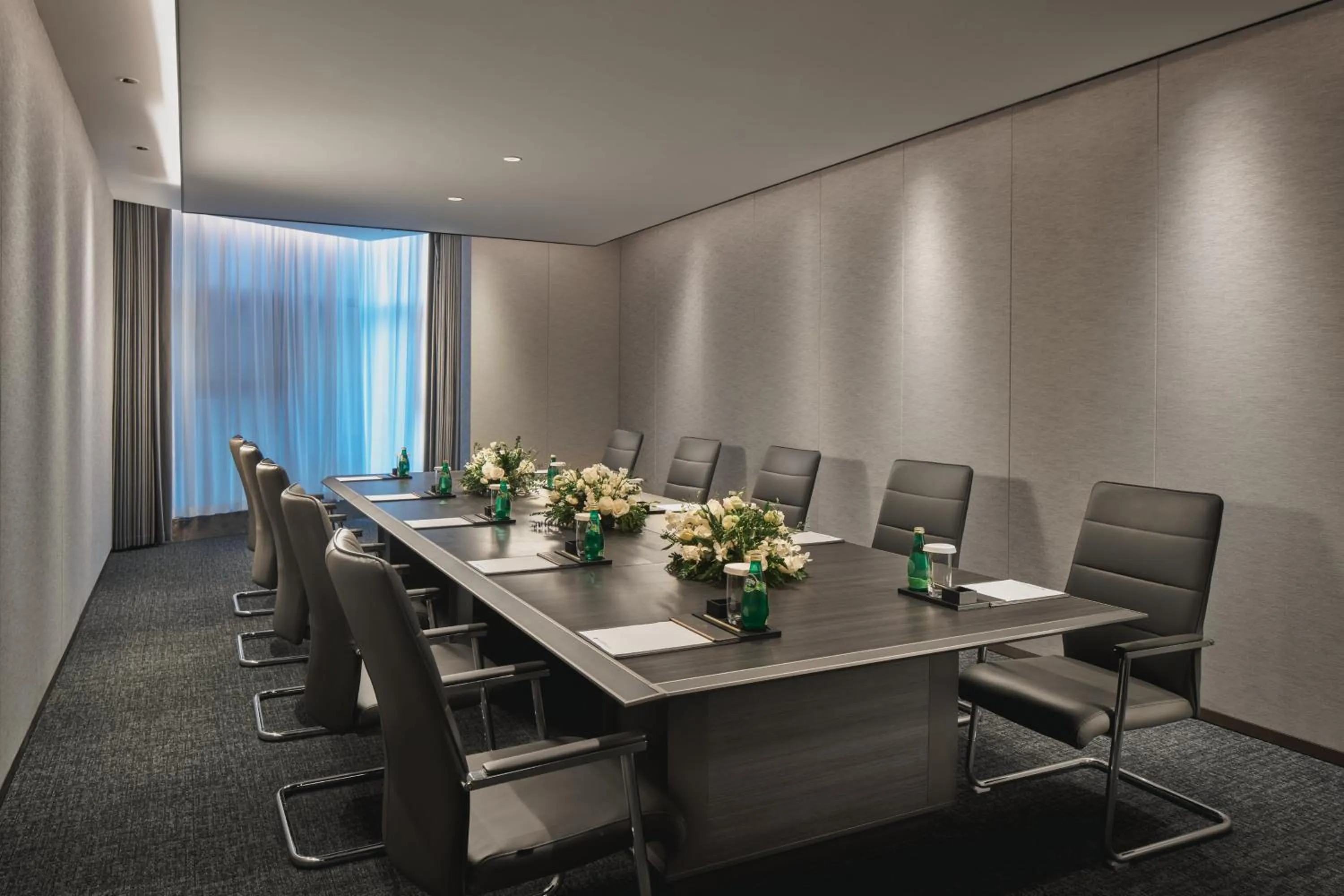 Meeting/conference room in voco Xi'an Qindu Legend by IHG