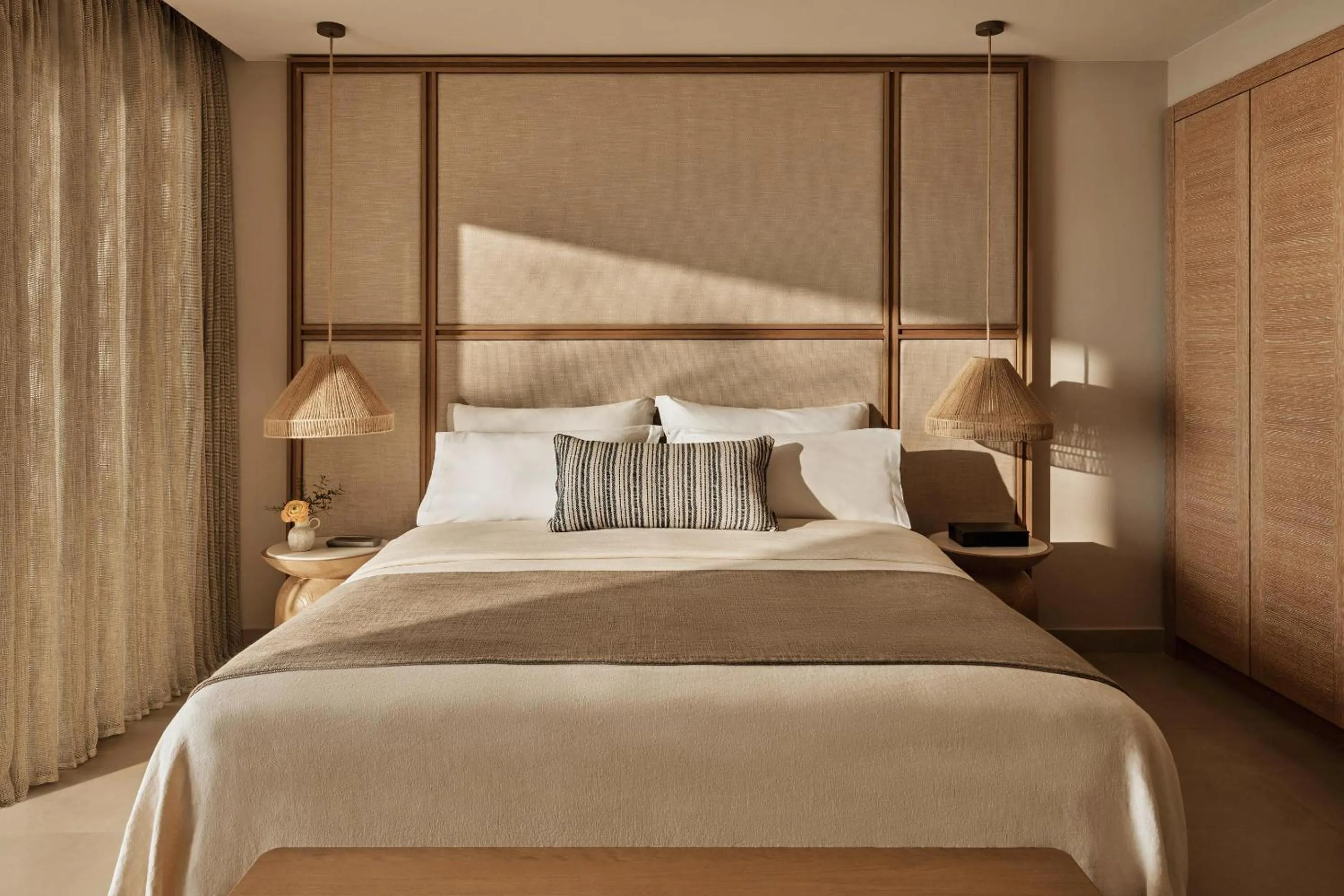 Photo of the whole room, Bed in Ikos Olivia