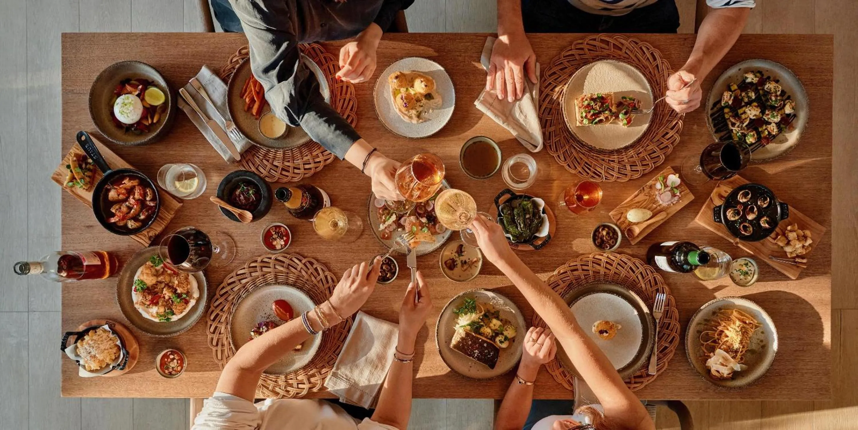 Restaurant/places to eat in Ikos Olivia