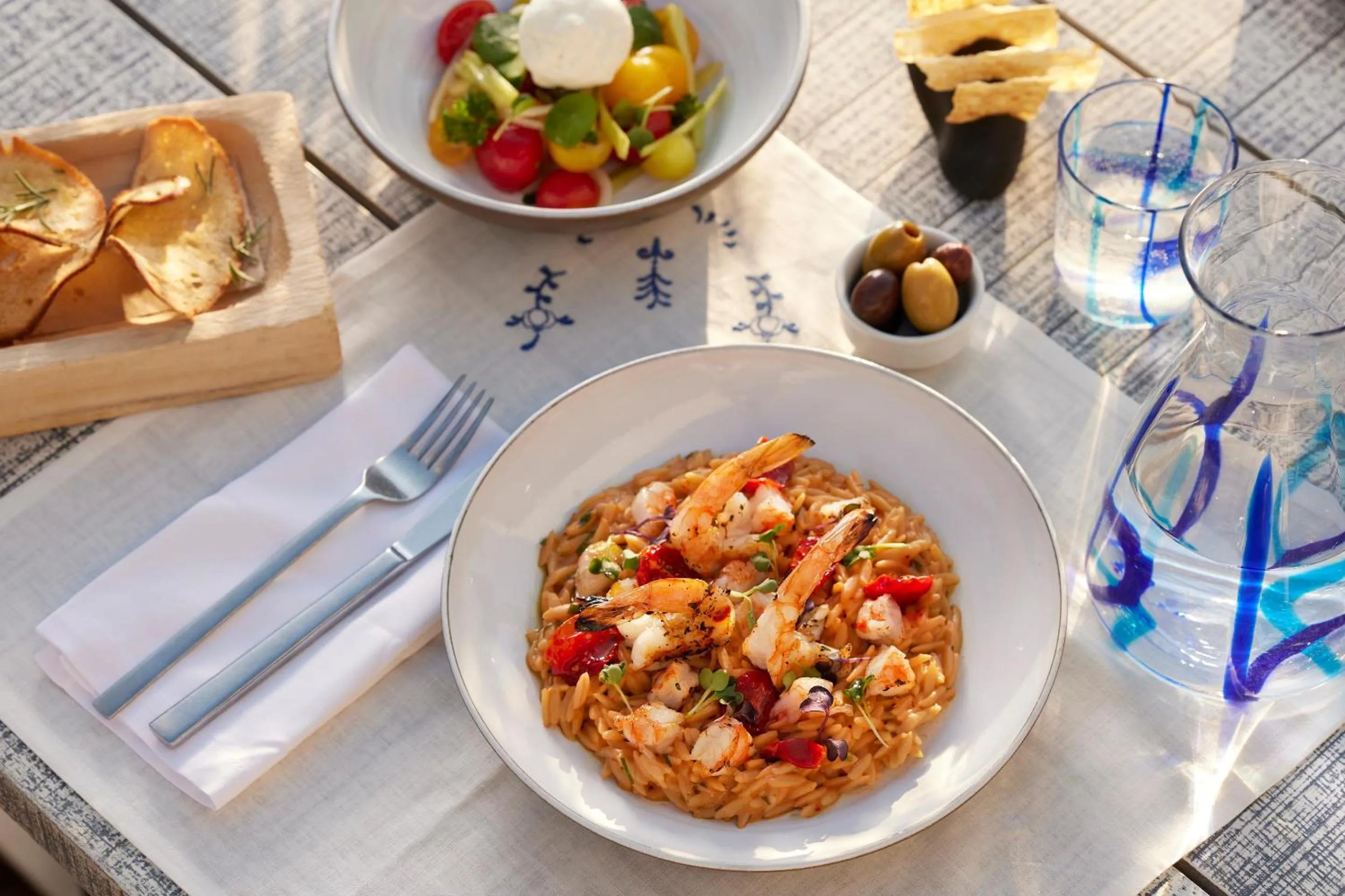 Restaurant/places to eat in Ikos Olivia