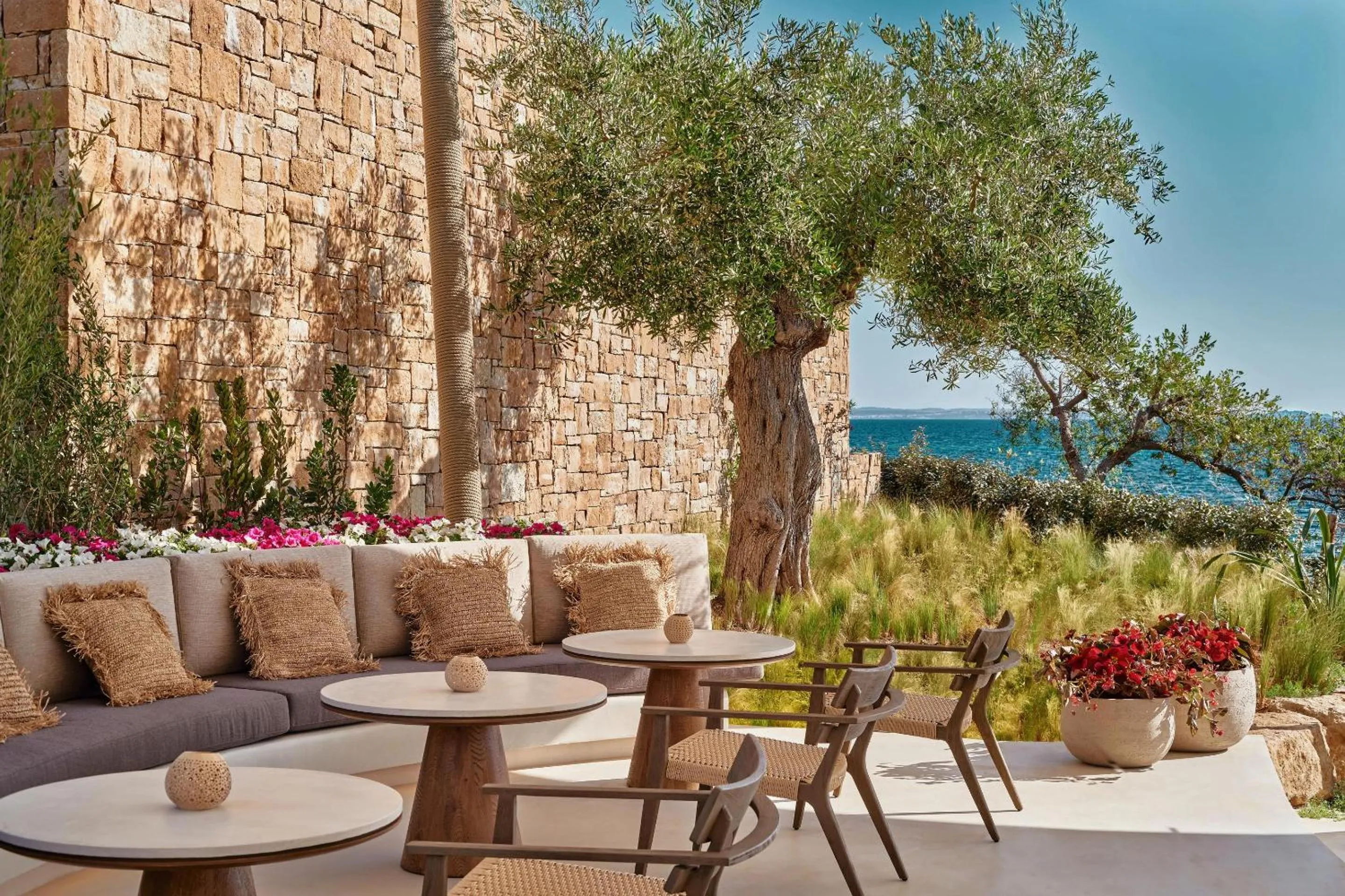 Lounge or bar in Ikos Olivia
