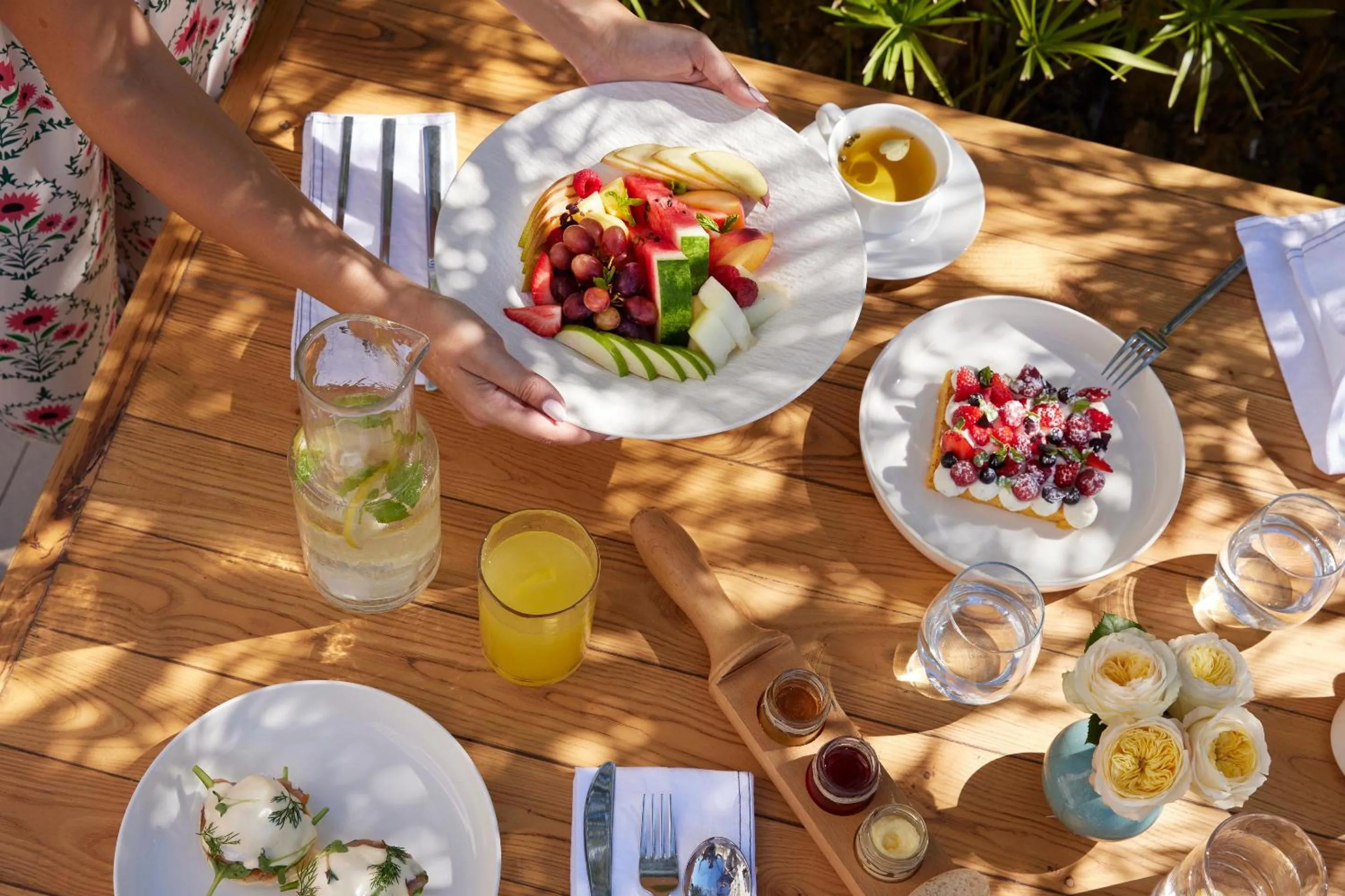 Restaurant/places to eat in Ikos Olivia