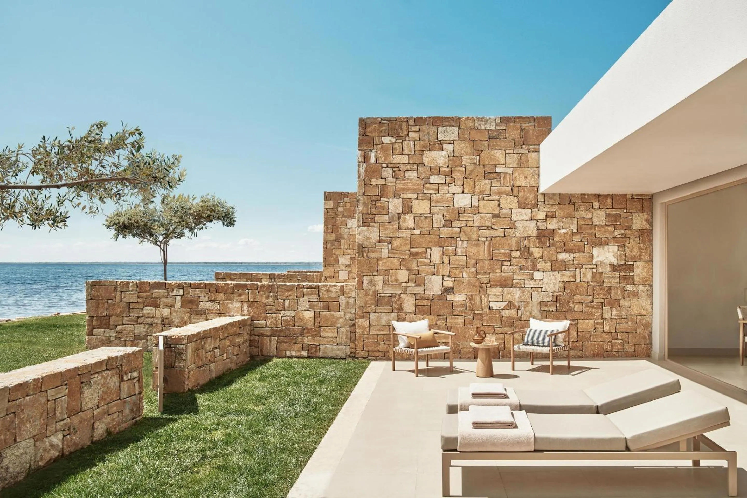 Photo of the whole room in Ikos Olivia