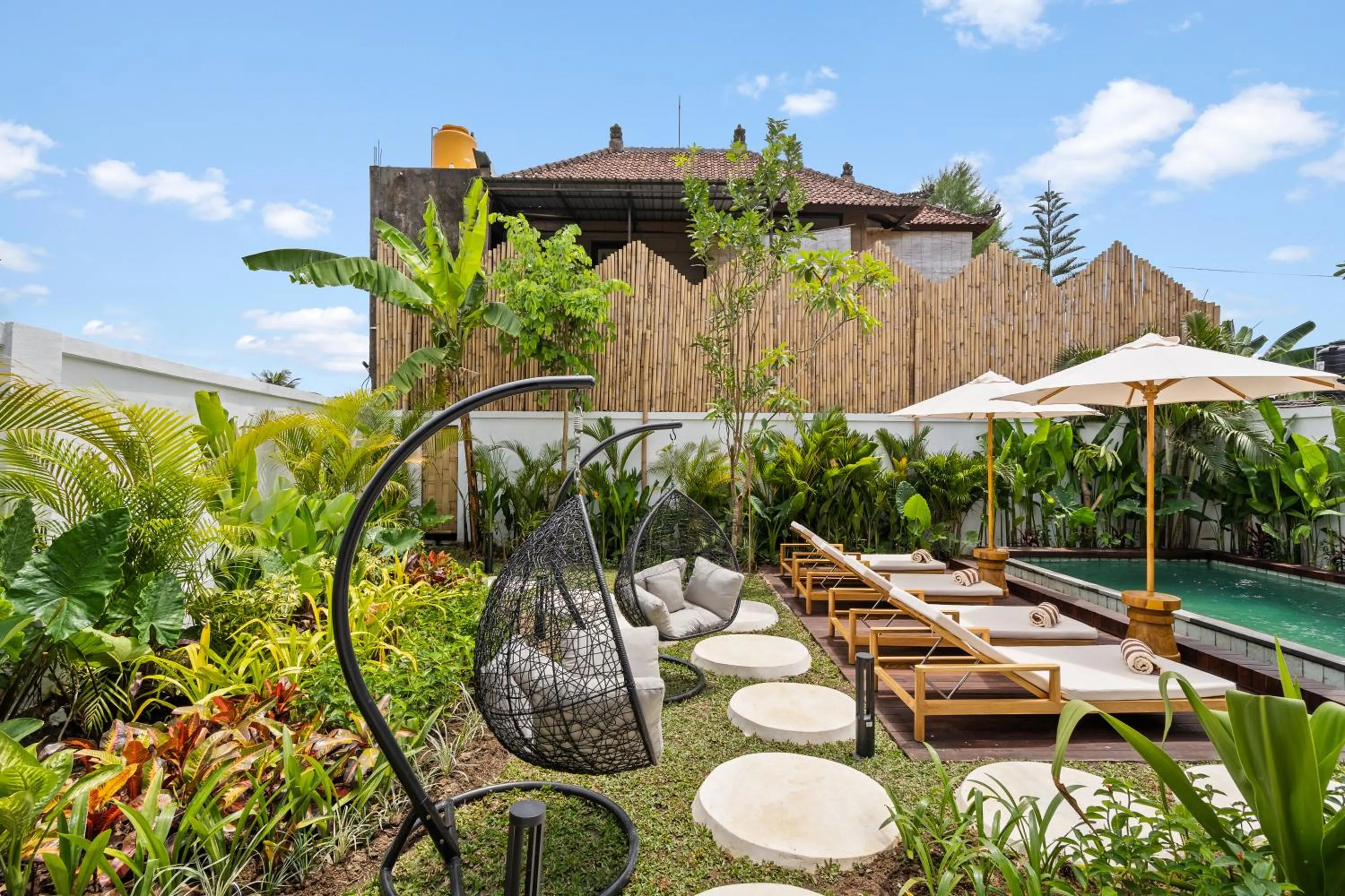 Spring in Alicante Villa