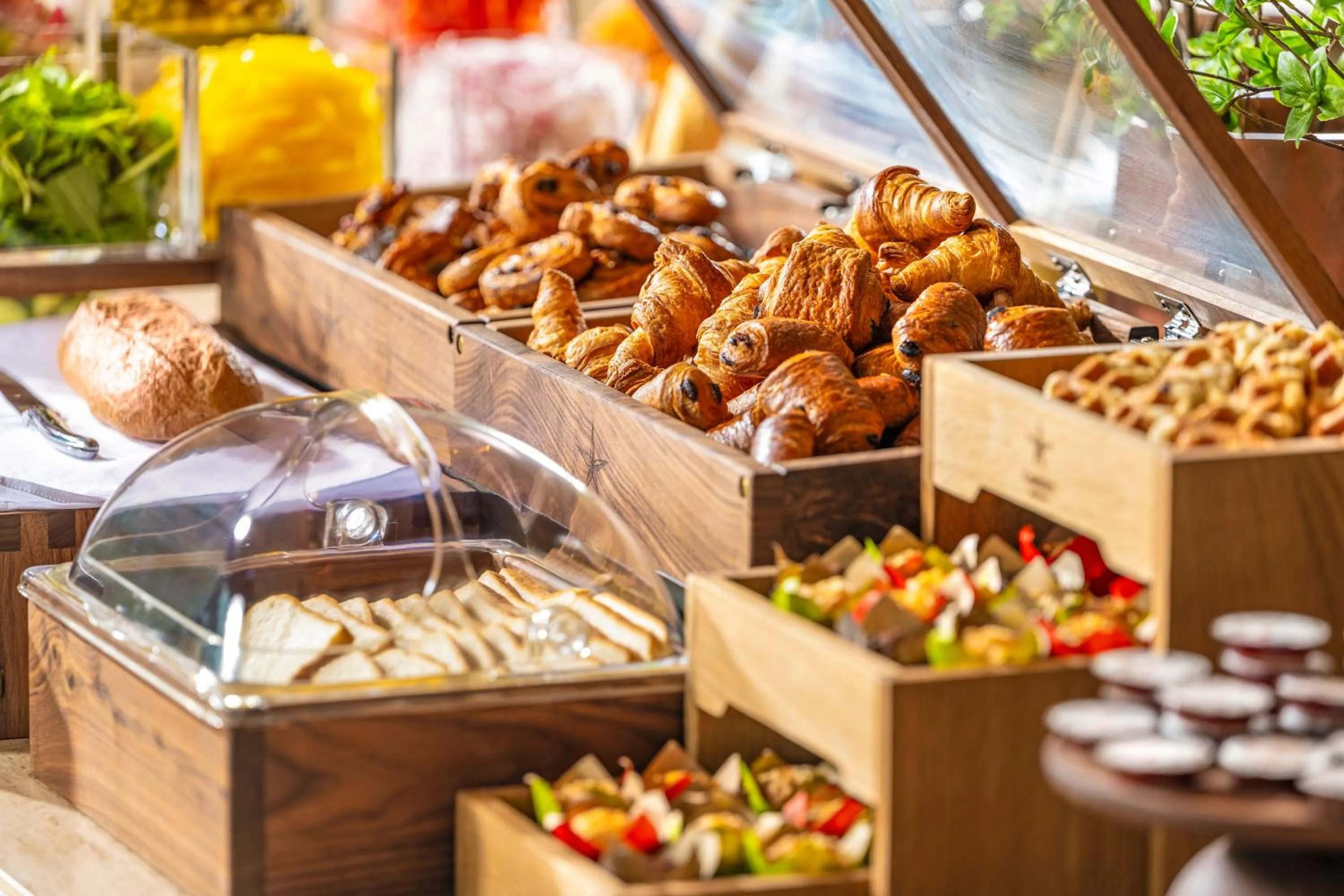 Breakfast in Candeo Hotels Osaka The Tower