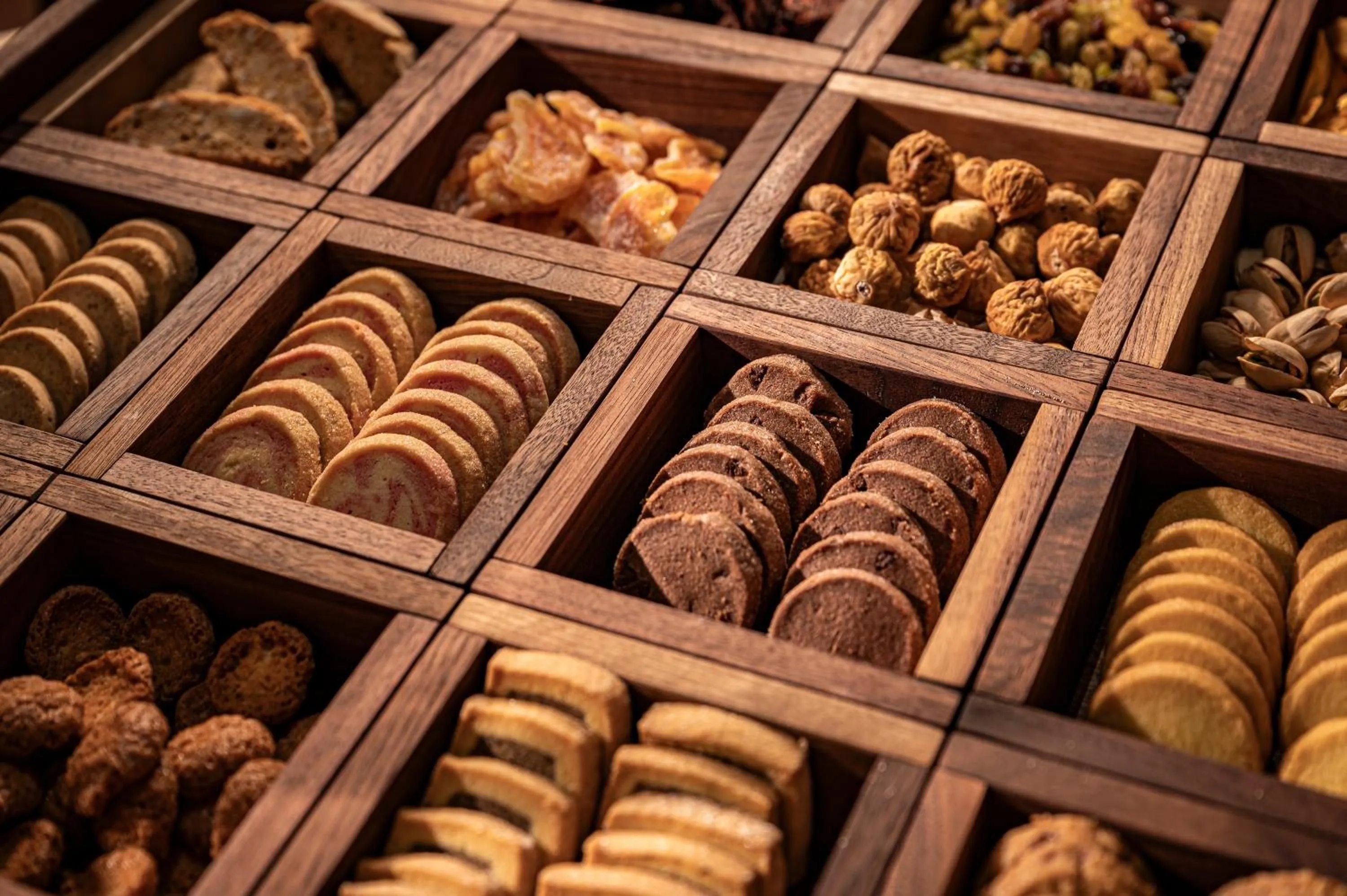 Lounge or bar in Candeo Hotels Osaka The Tower