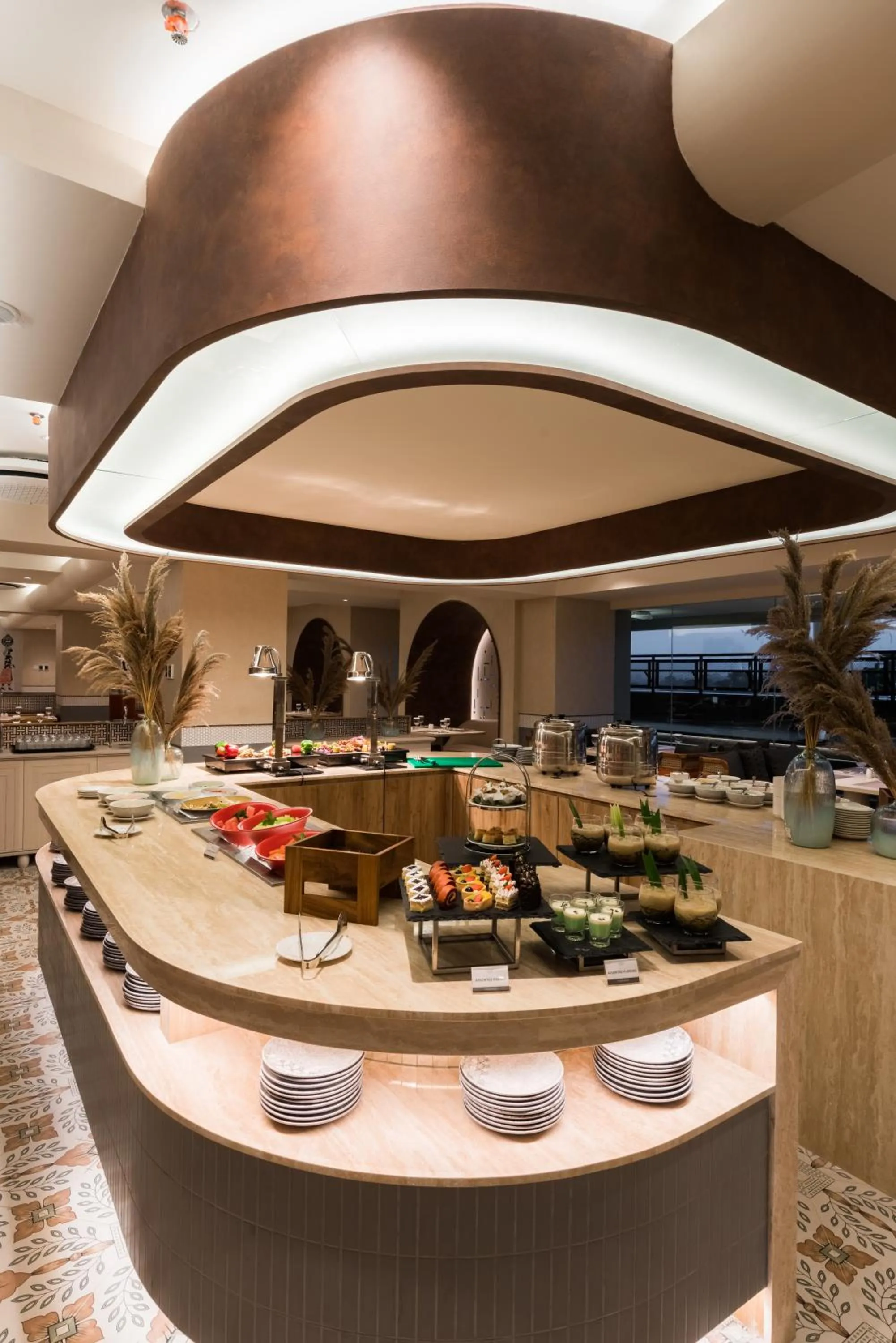 Restaurant/places to eat in Aston Bintaro Hotel & Conference Center