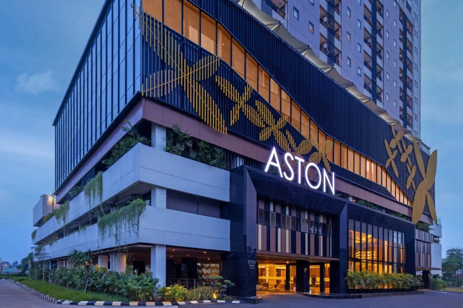 Property building in Aston Bintaro Hotel & Conference Center
