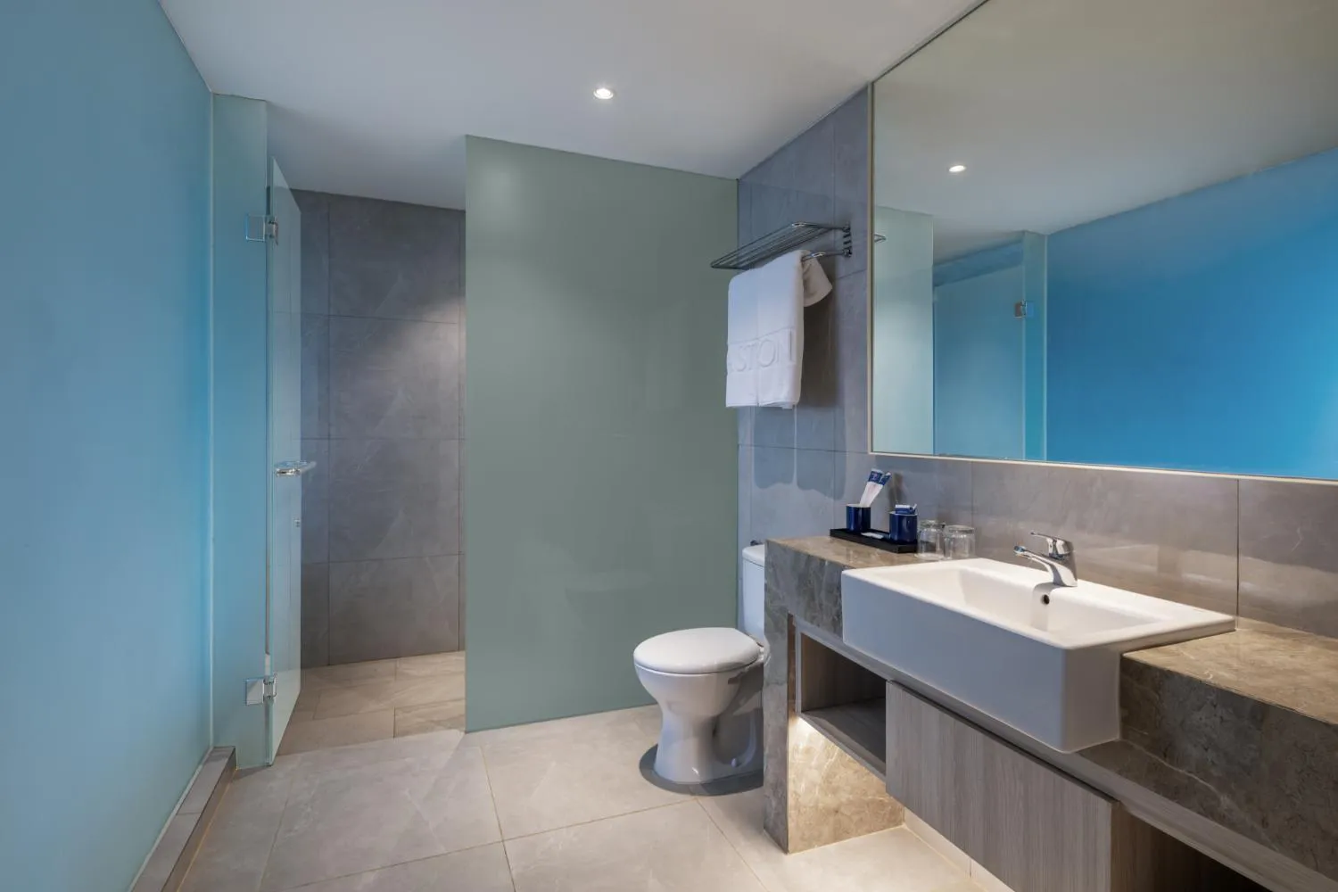 Bathroom in Aston Bintaro Hotel & Conference Center