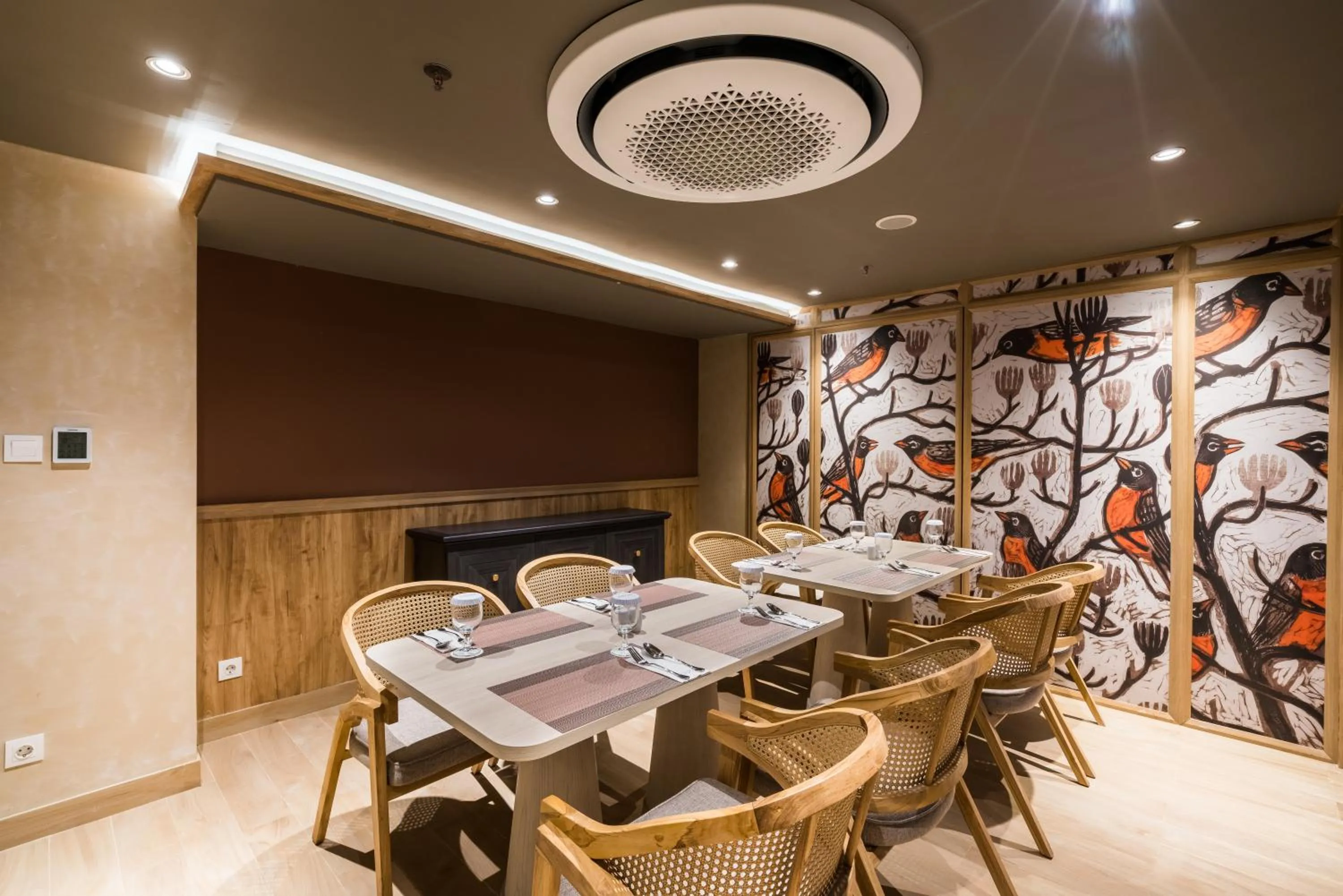 Dining area in Aston Bintaro Hotel & Conference Center